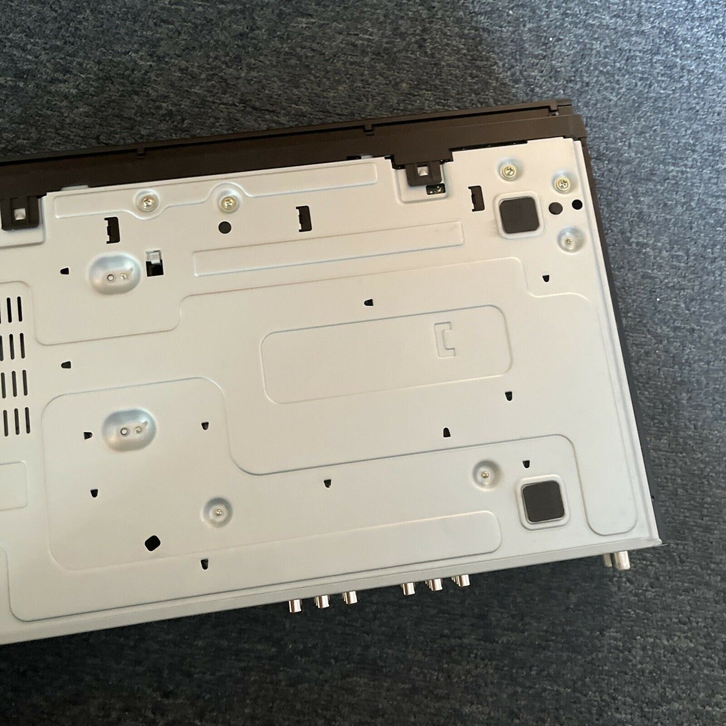 LG DVD/VCR Recorder combo RC689D DVB-T *for Parts/ Repair*