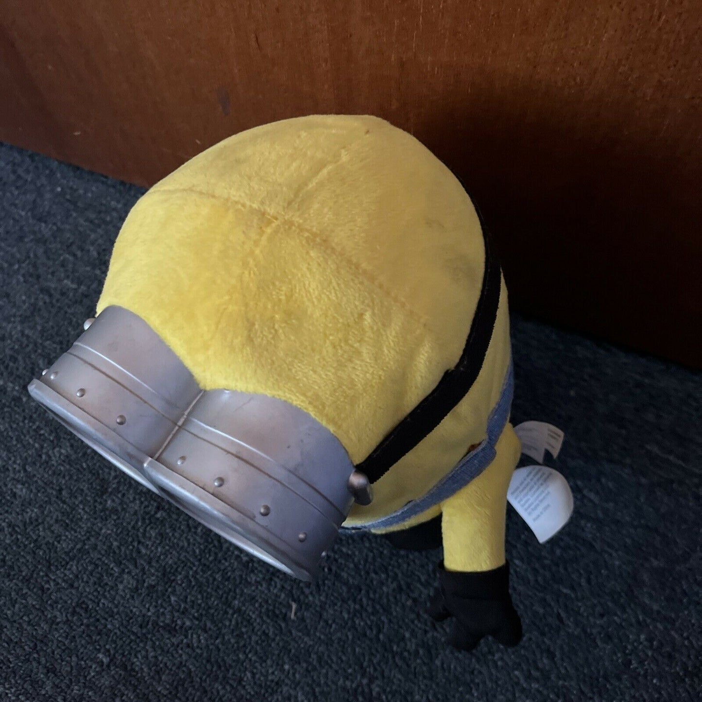 Bob the Minion Talking, dancing and Singing Figure 8" Thinkway Toys