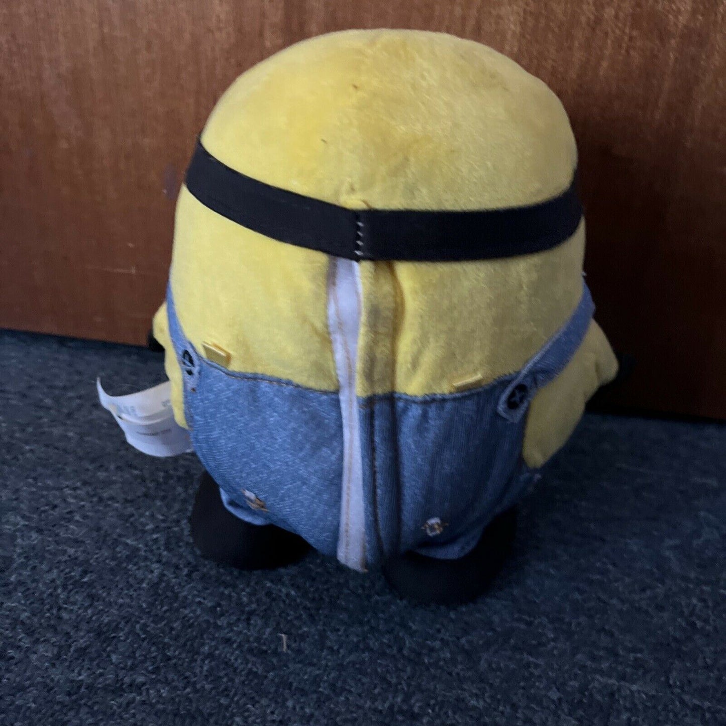 Bob the Minion Talking, dancing and Singing Figure 8" Thinkway Toys