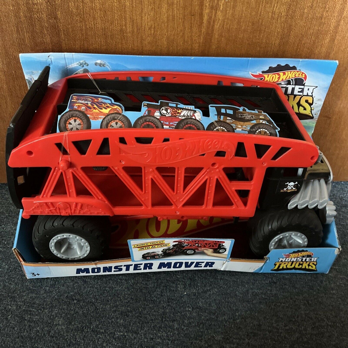 Hot Wheels 1:64 Monster Mover Truck 16" Long 9" Tall FYK13 2018 Mattel