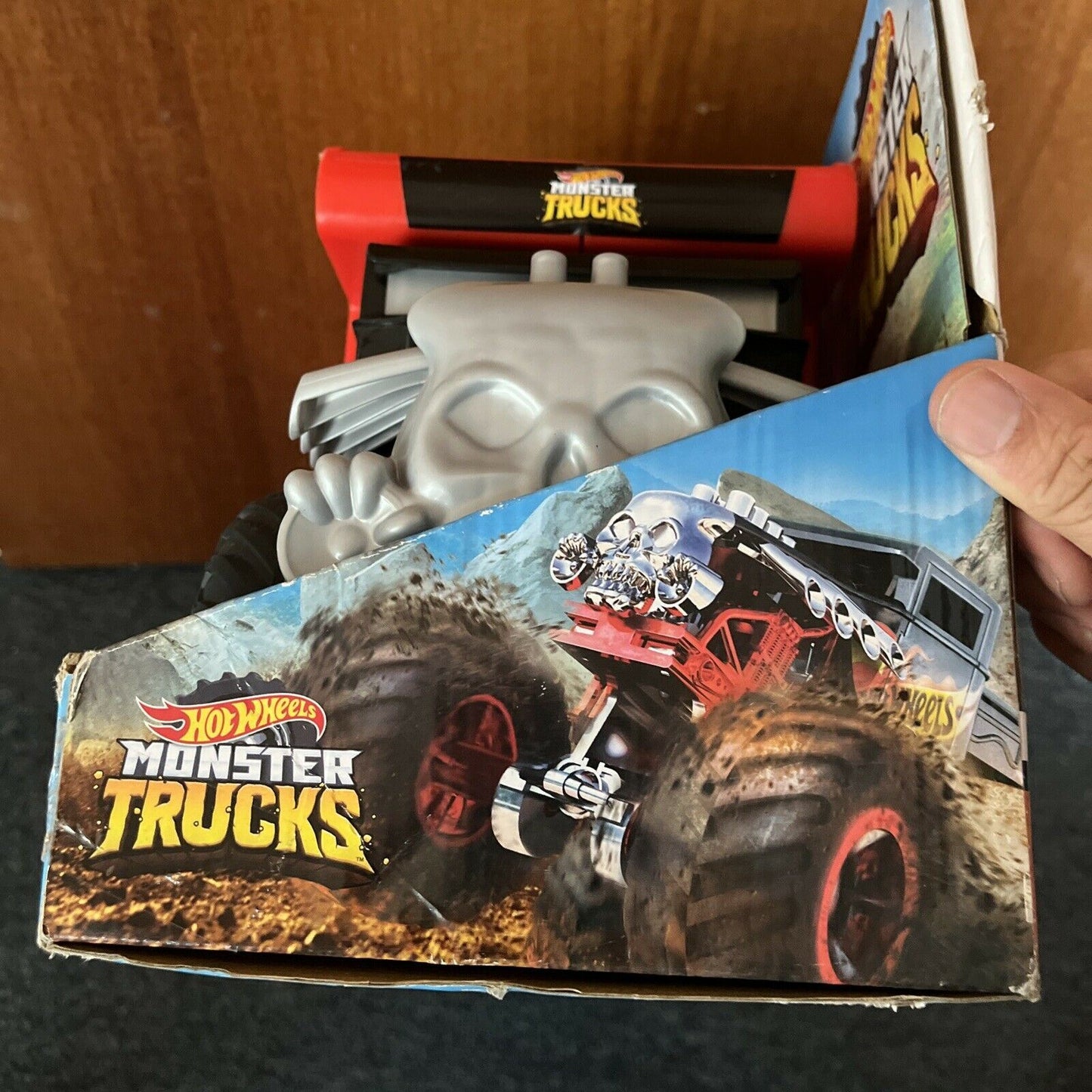 Hot Wheels 1:64 Monster Mover Truck 16" Long 9" Tall FYK13 2018 Mattel