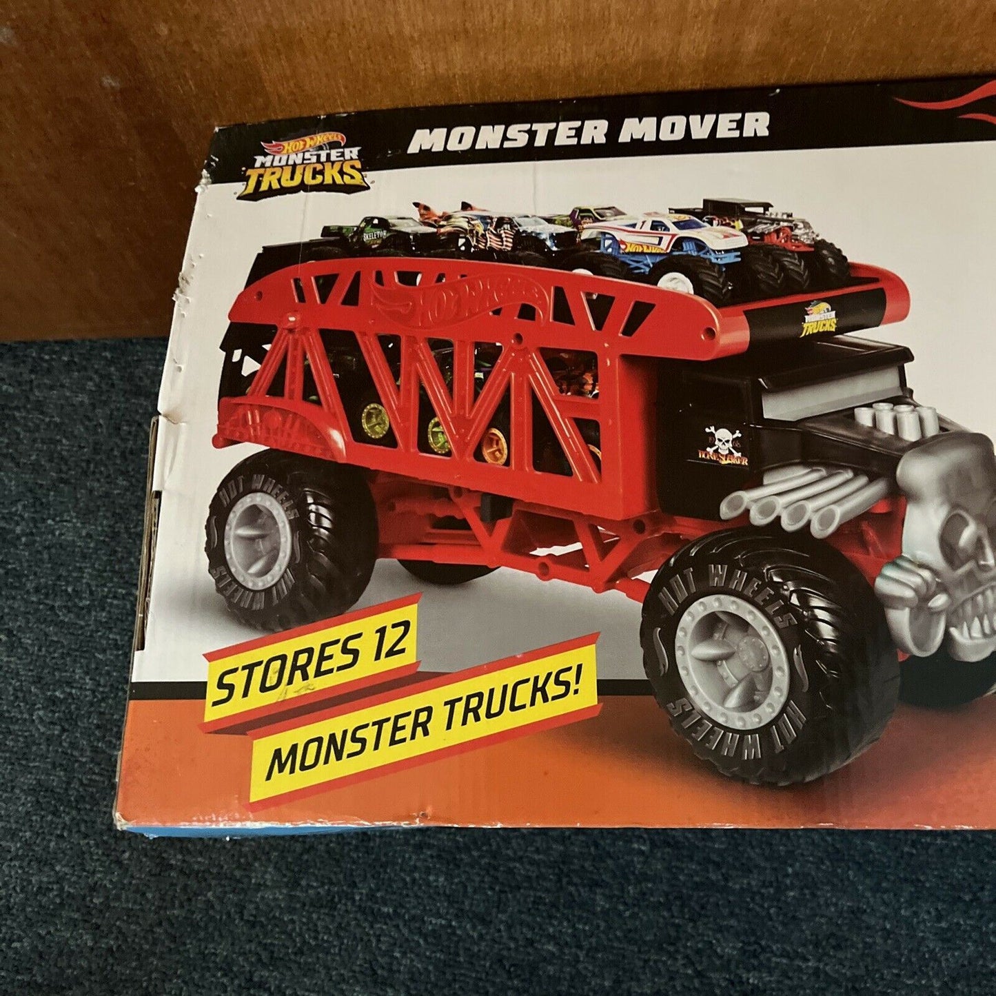 Hot Wheels 1:64 Monster Mover Truck 16" Long 9" Tall FYK13 2018 Mattel