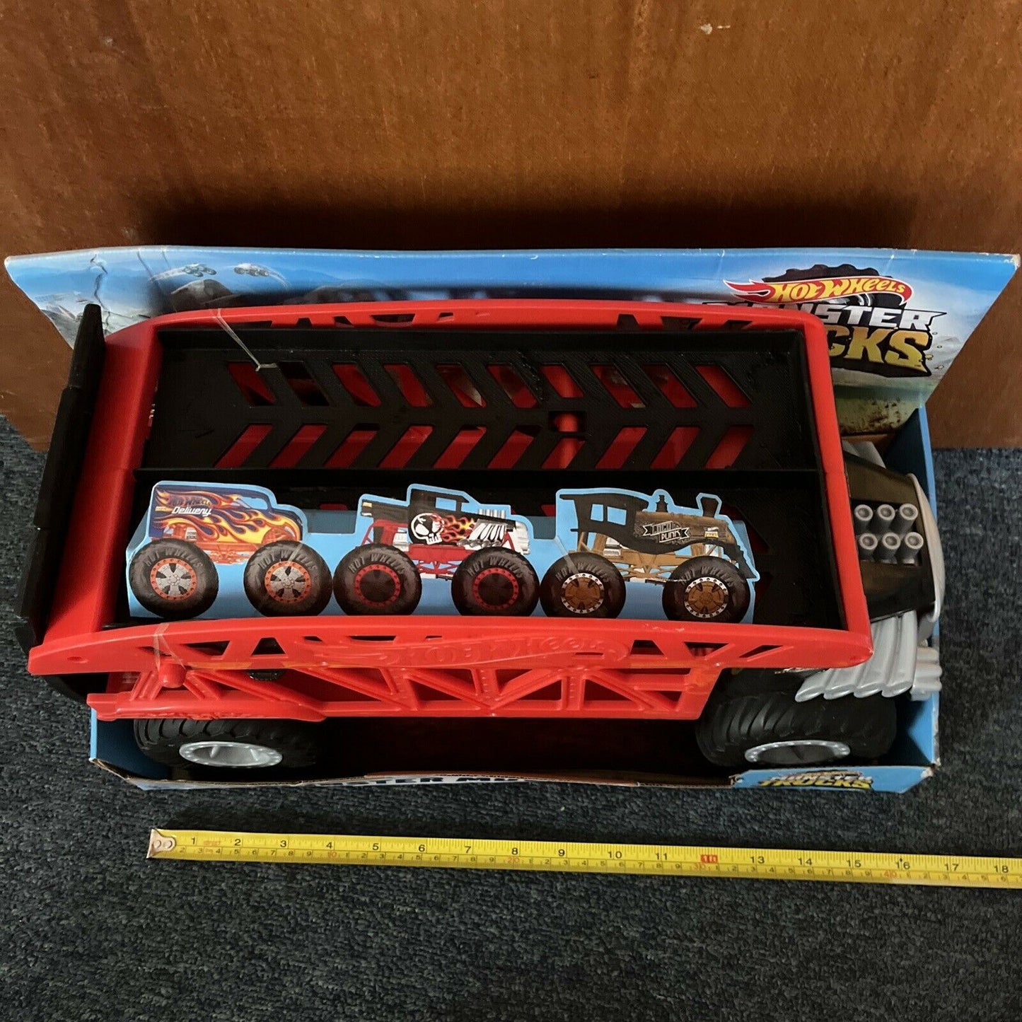 Hot Wheels 1:64 Monster Mover Truck 16" Long 9" Tall FYK13 2018 Mattel