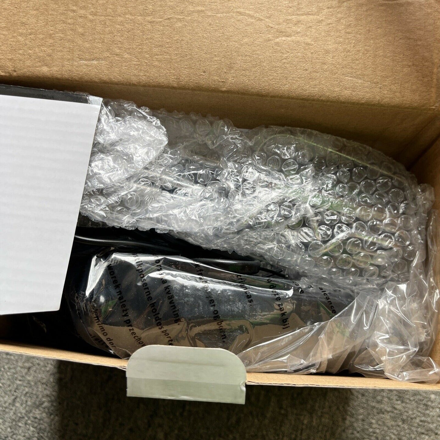 *New* Smith & Nobel Hand Mixer 300W for mixing, kneading and whisking