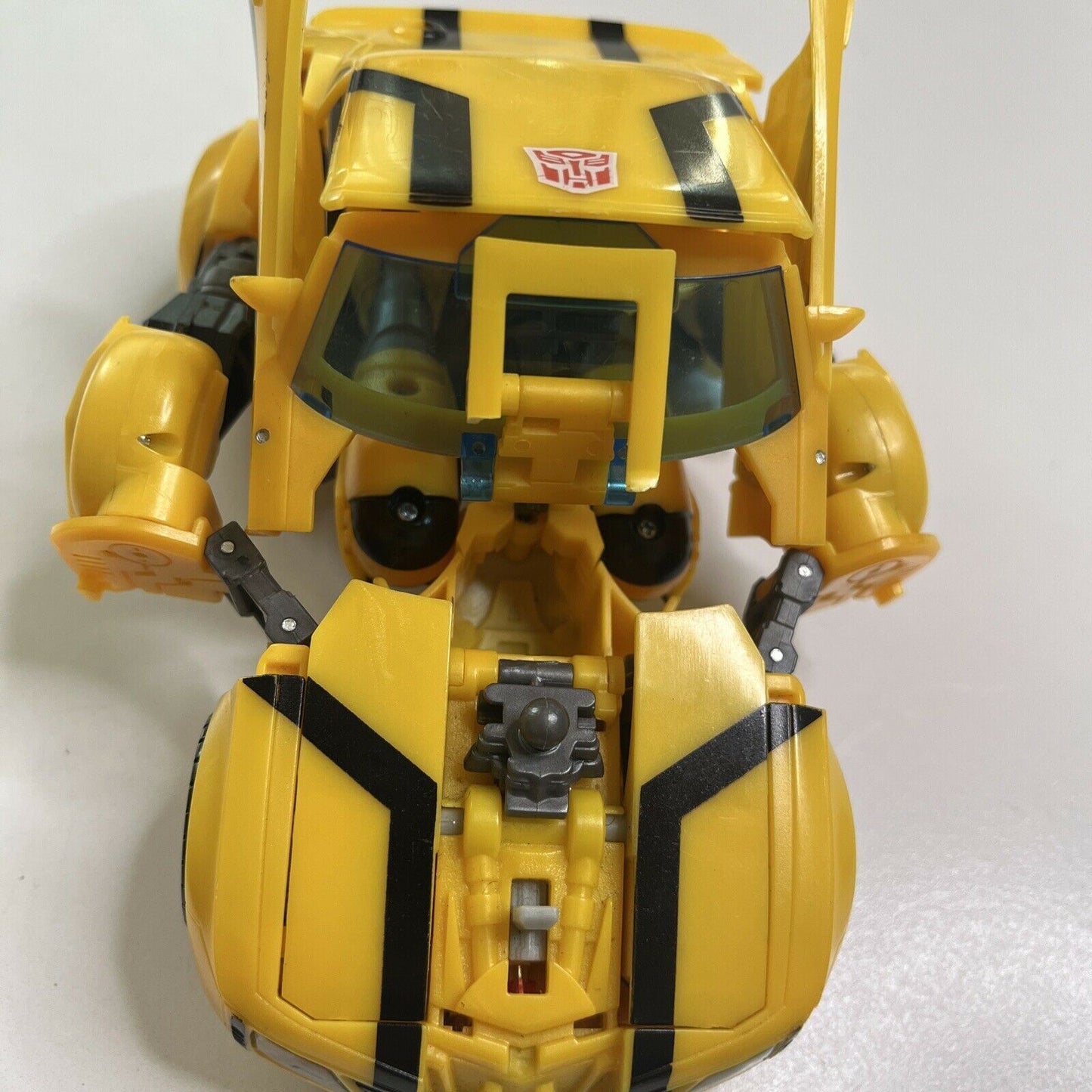 Bumblebee Transformers 2012 Hasbro 9" *Broken/ missing head*
