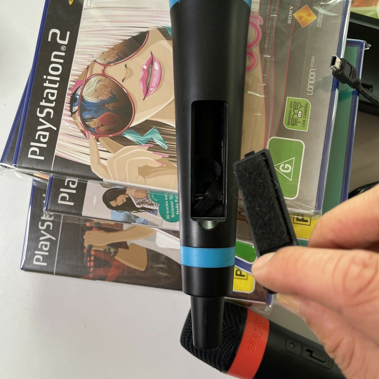 2x SingStar Wireless Microphone for PS2 & PS3 with 8x SingStar PS2 Games PAL