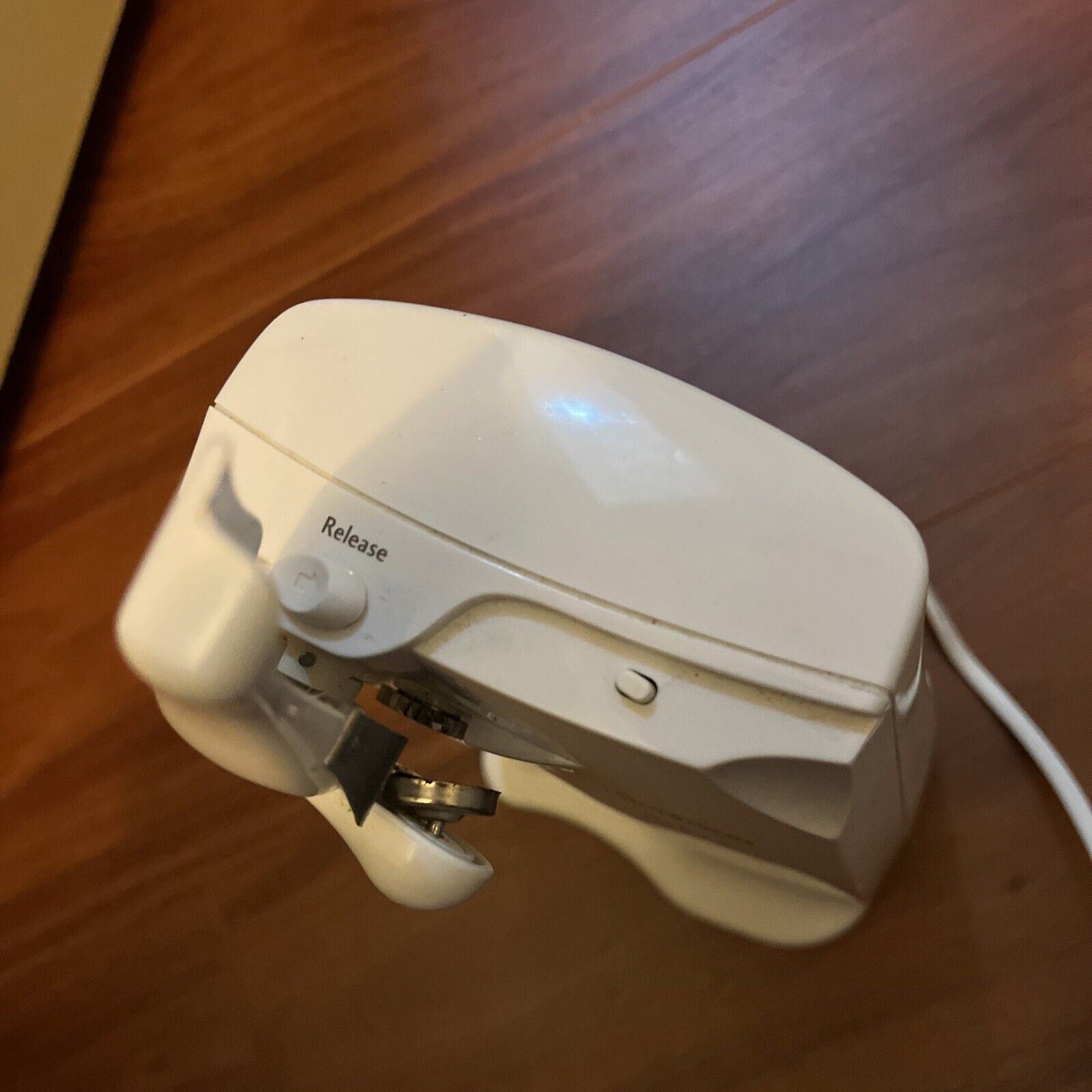 Sunbeam CA2800 Can Opener - White