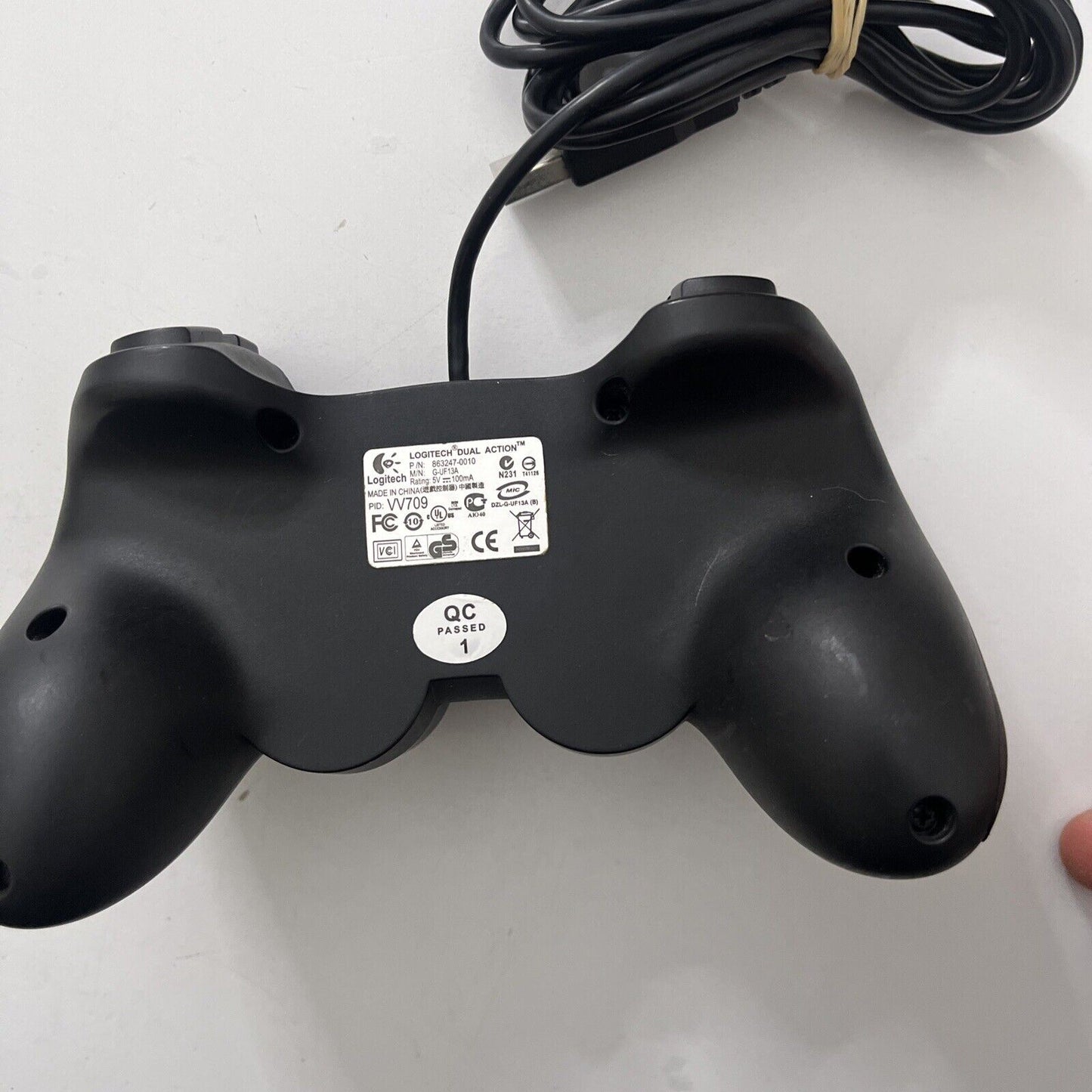 Logitech Dual Action Gamepad G-UF13A USB for PC