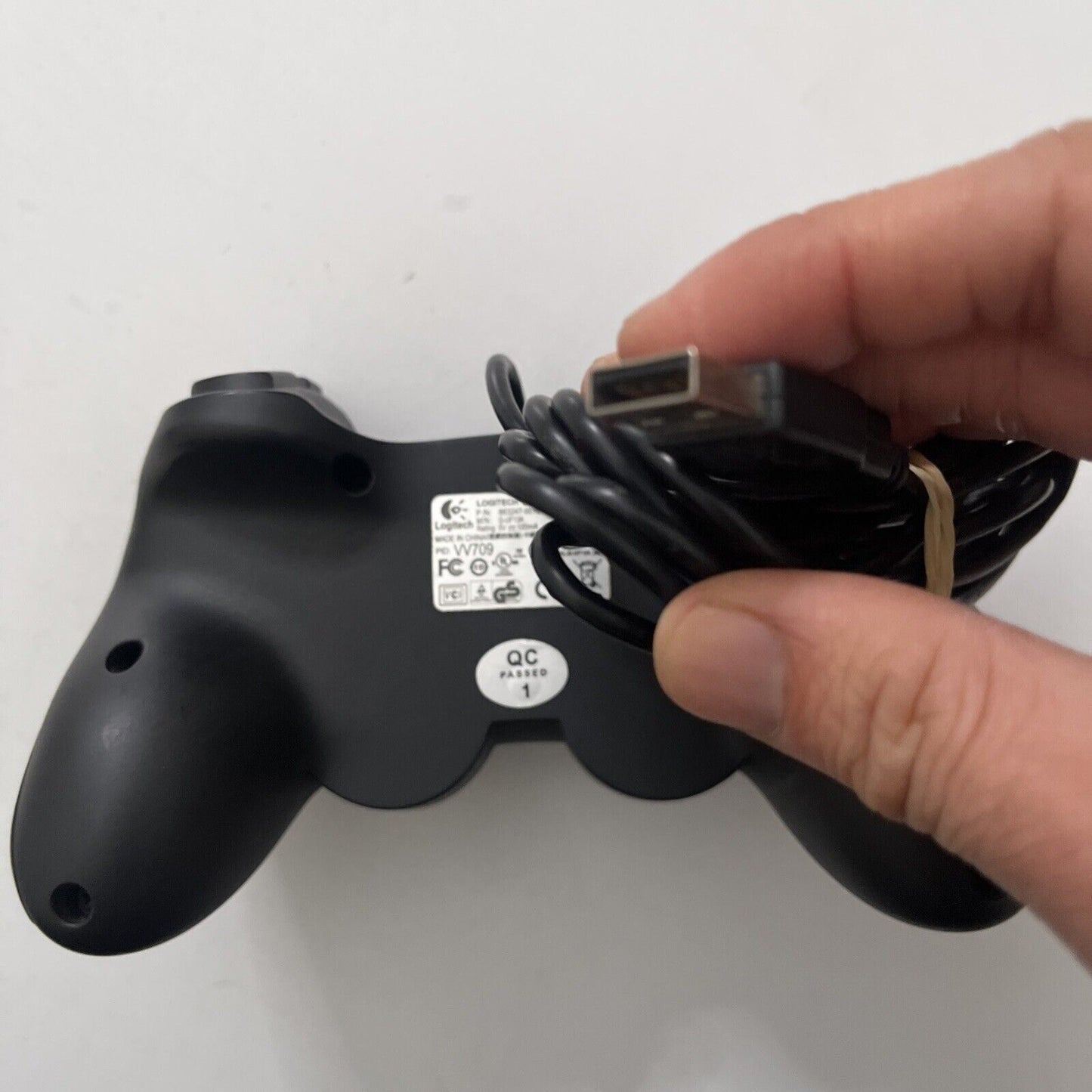 Logitech Dual Action Gamepad G-UF13A USB for PC