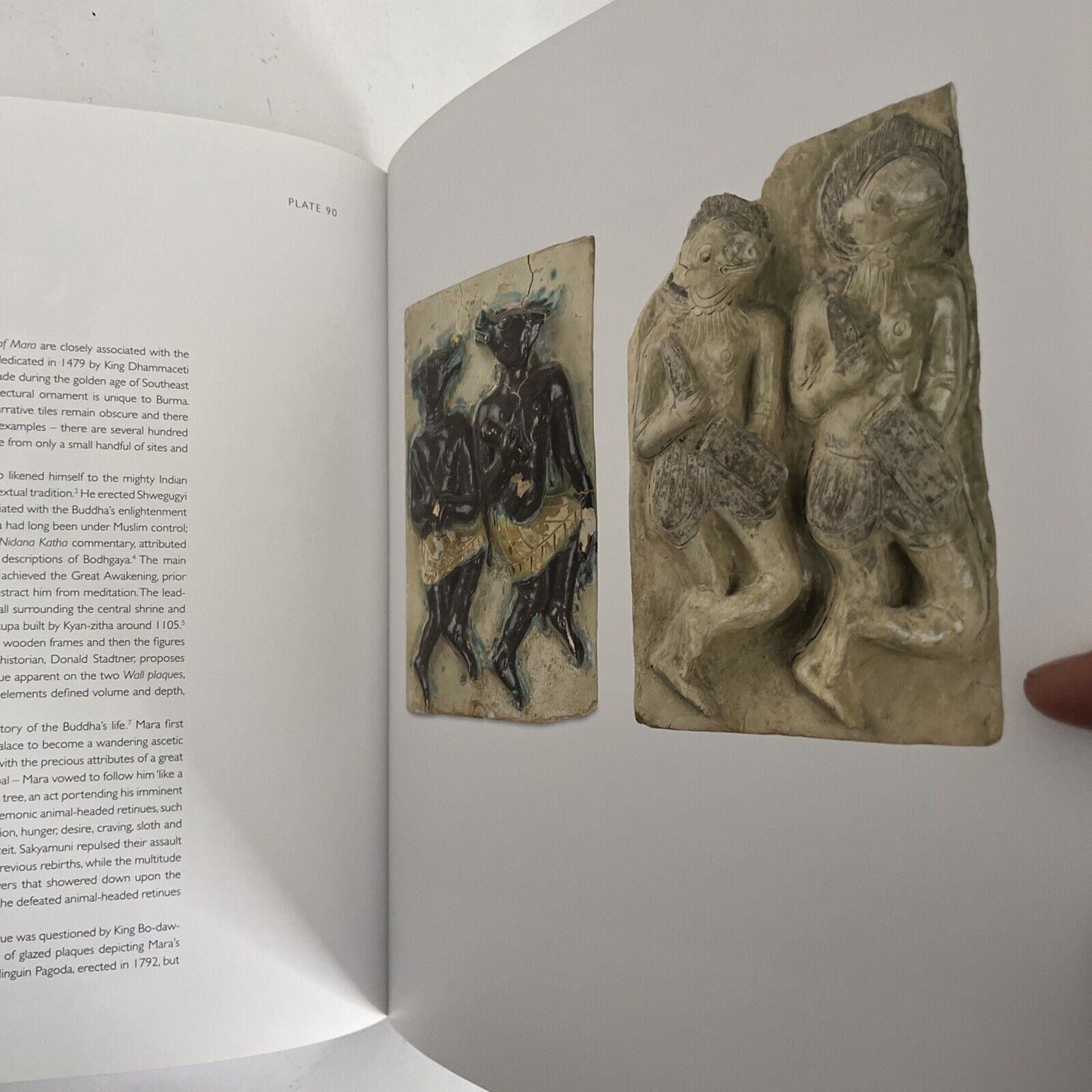 Beneath the Winds: Masterpieces of S.E.Asian Art from Agsa by James Bennett 2011