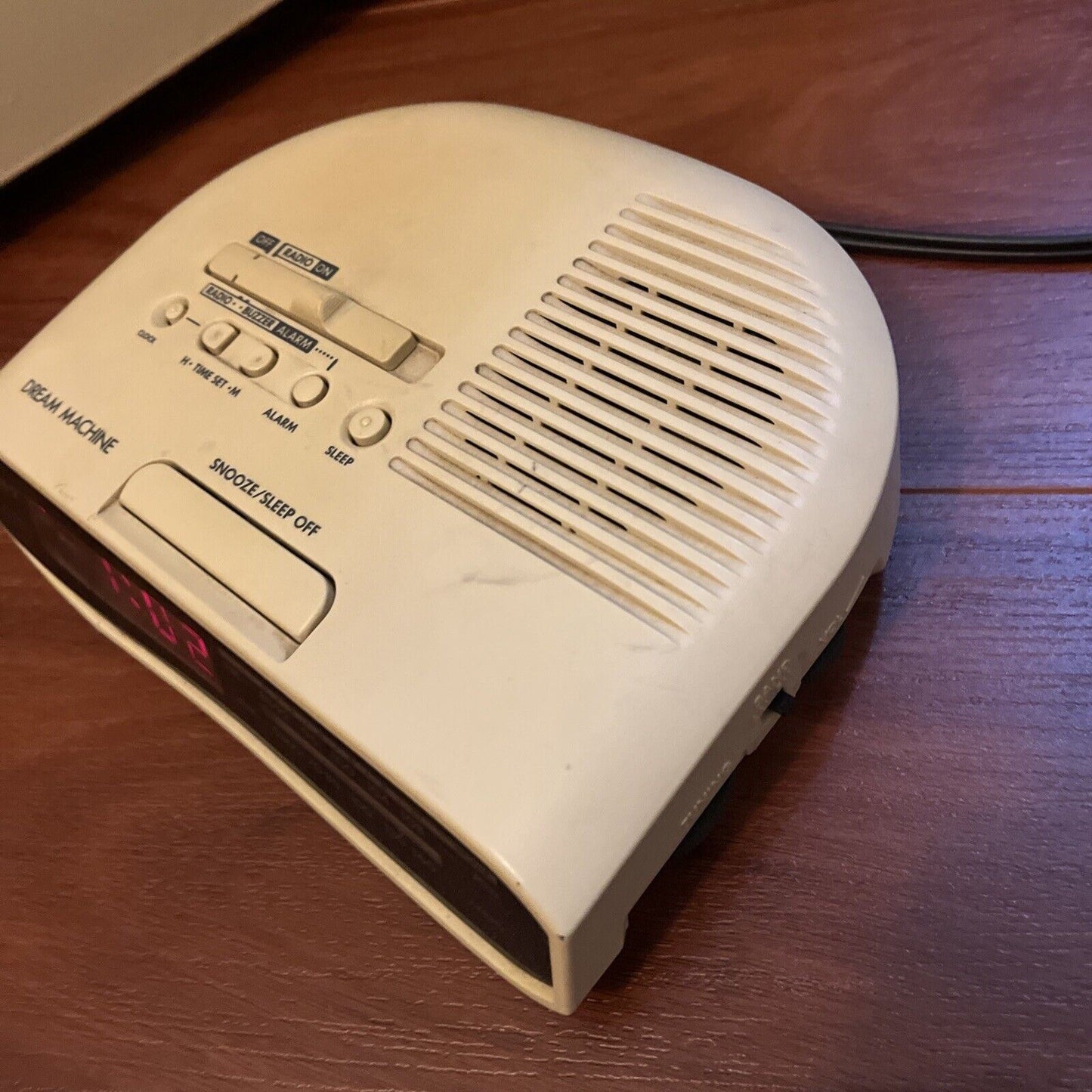 Sony Dream Machine Alarm Clock AM/FM Radio ICF-C270 *no volume control*