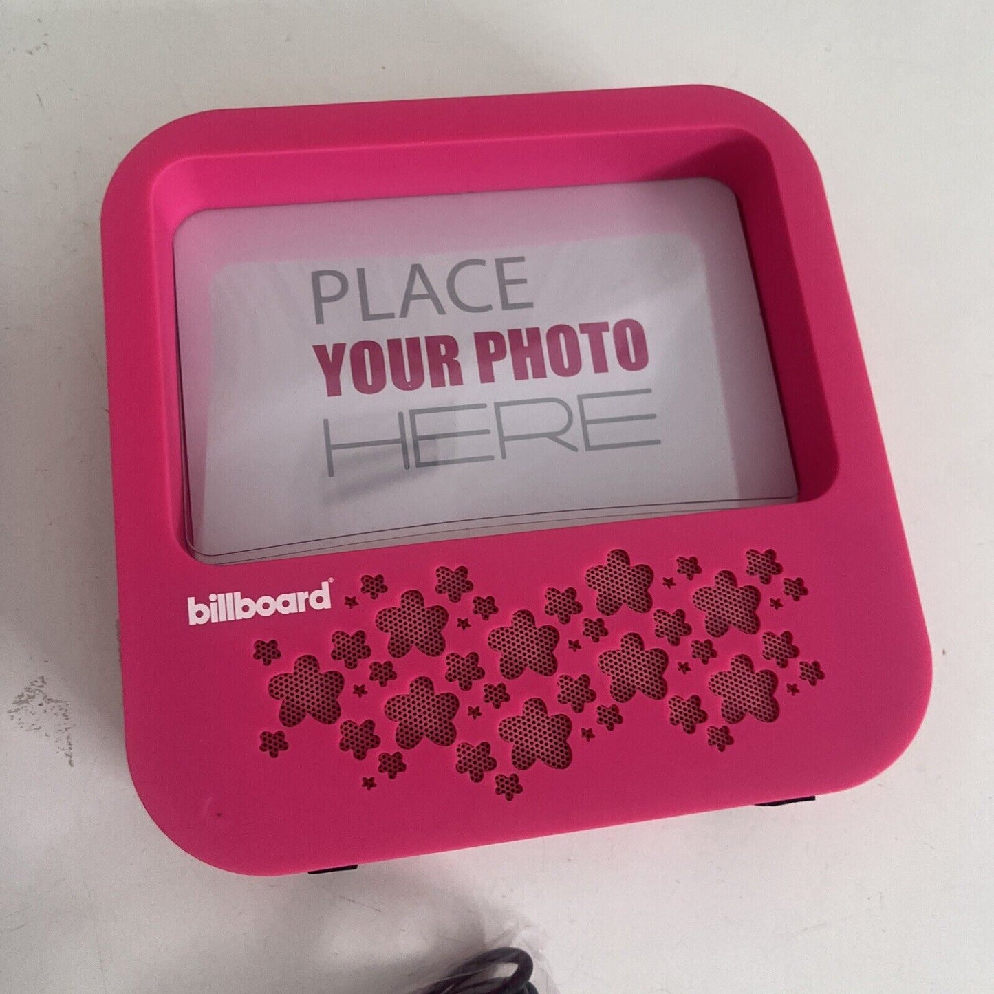 Billboard Bluetooth Wireless Speaker Picture Frame 4x6 Pink *Opened Never Used*
