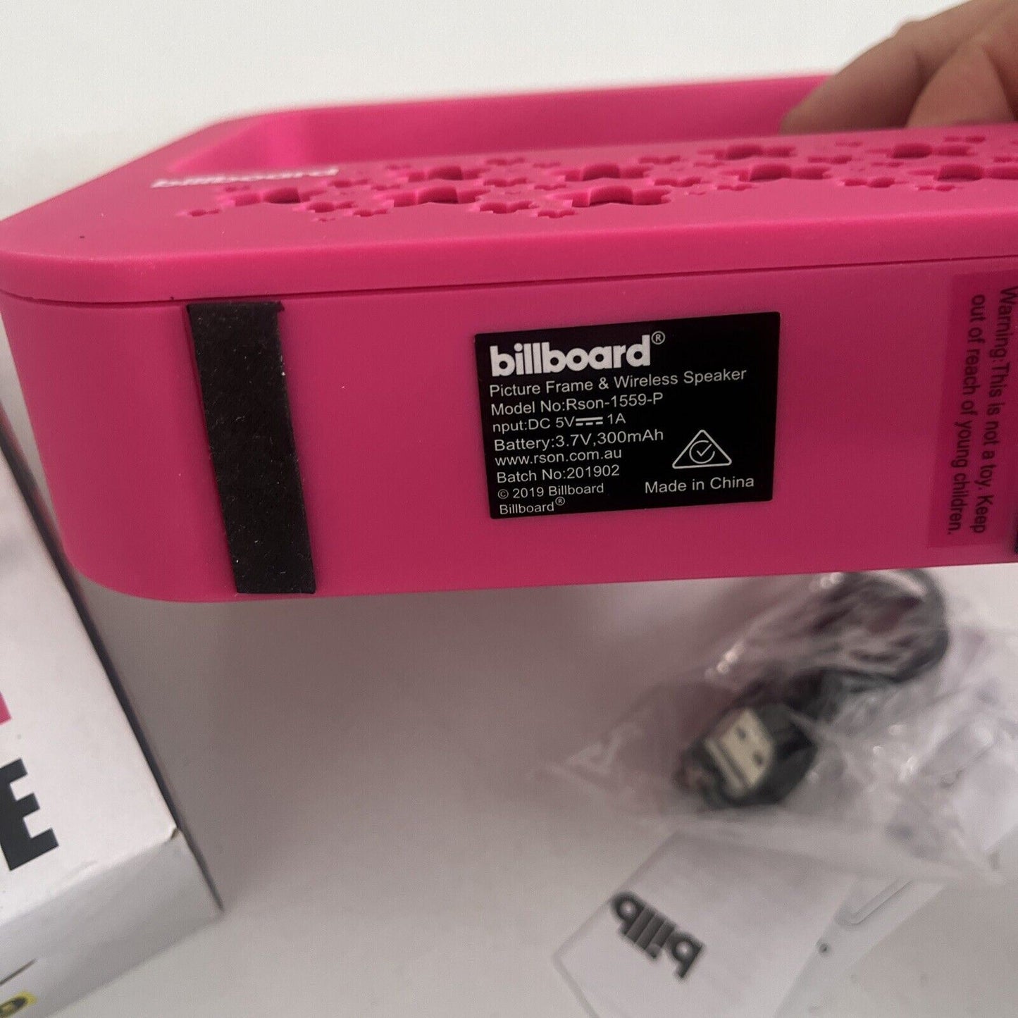 Billboard Bluetooth Wireless Speaker Picture Frame 4x6 Pink *Opened Never Used*