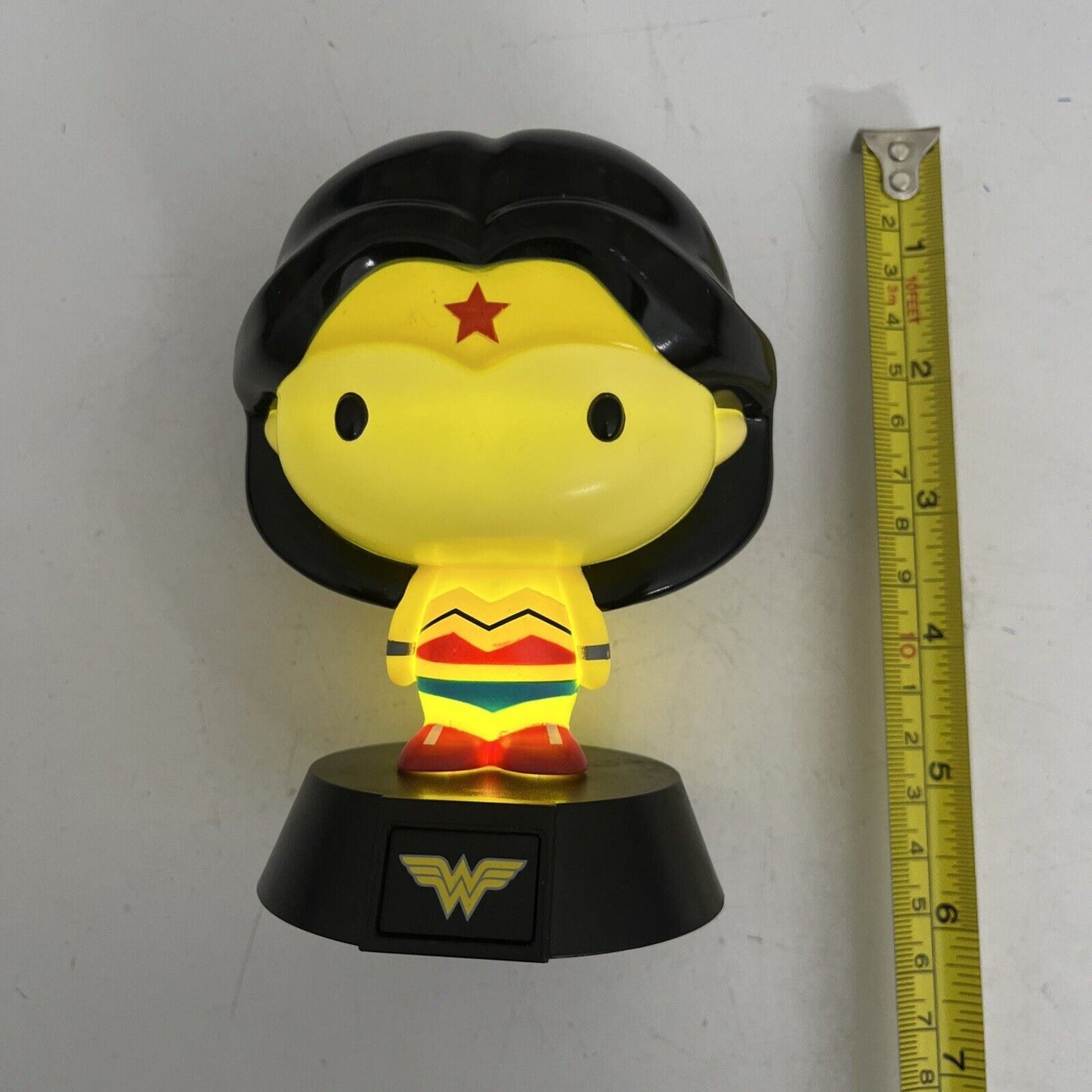 Wonder Woman Paladone Light up Figure 5" #005 *Missing Battery Lid*