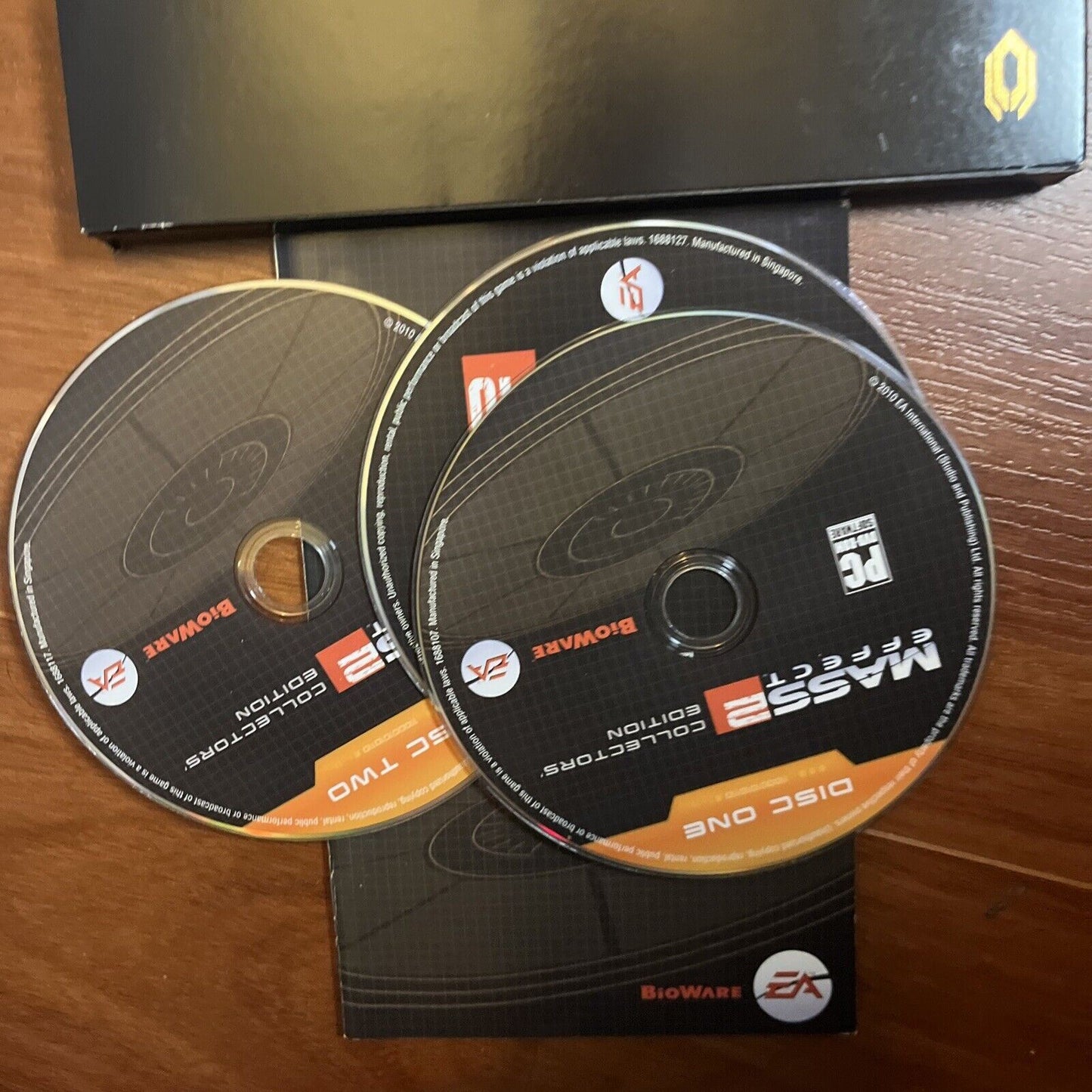 Mass Effect 2 - Collector's Edition Steelbook PC DVD-ROM Manual & Book