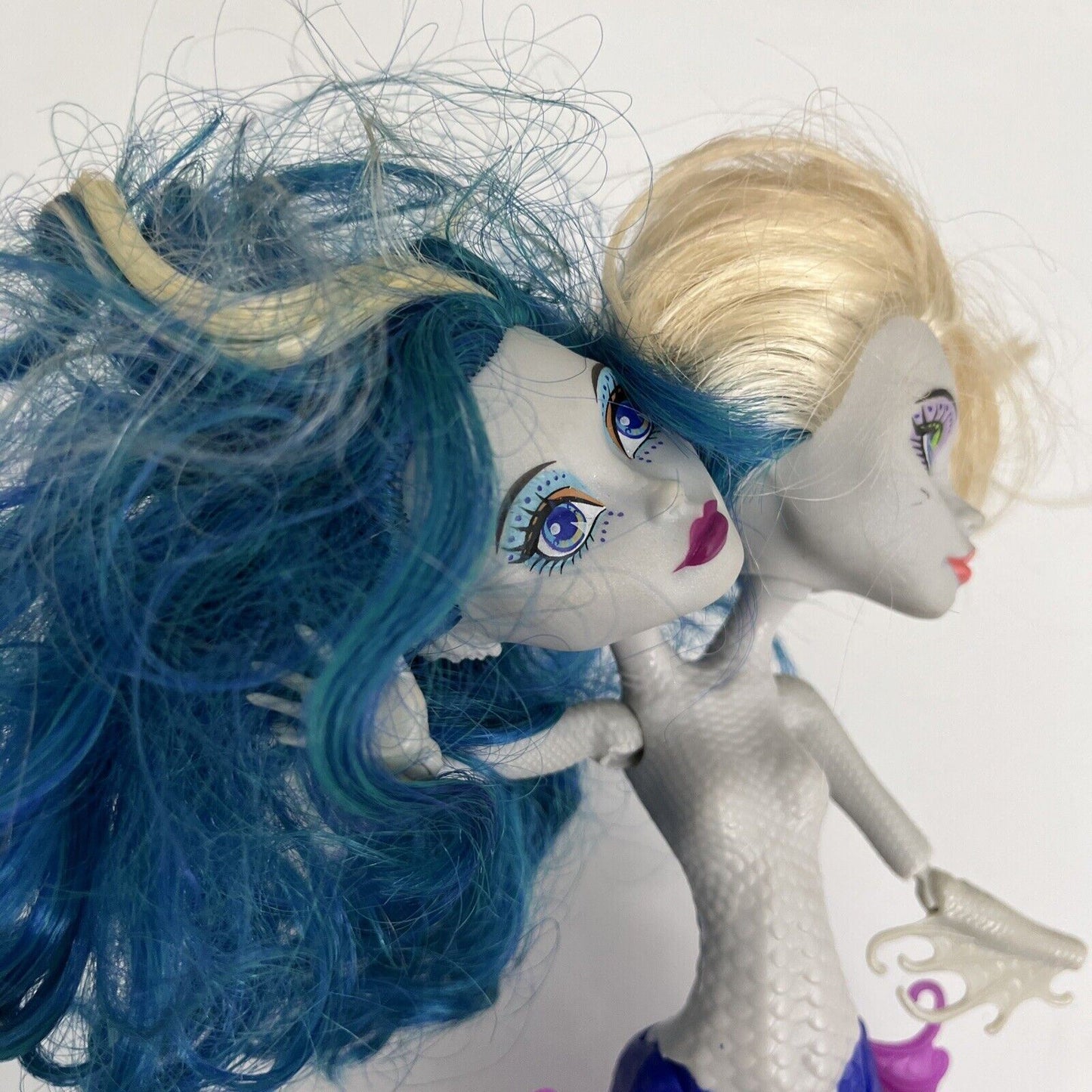 Monster High Scarrier Reef Peri & Pearl Serpentine Mermaid Doll 2014 Mattel