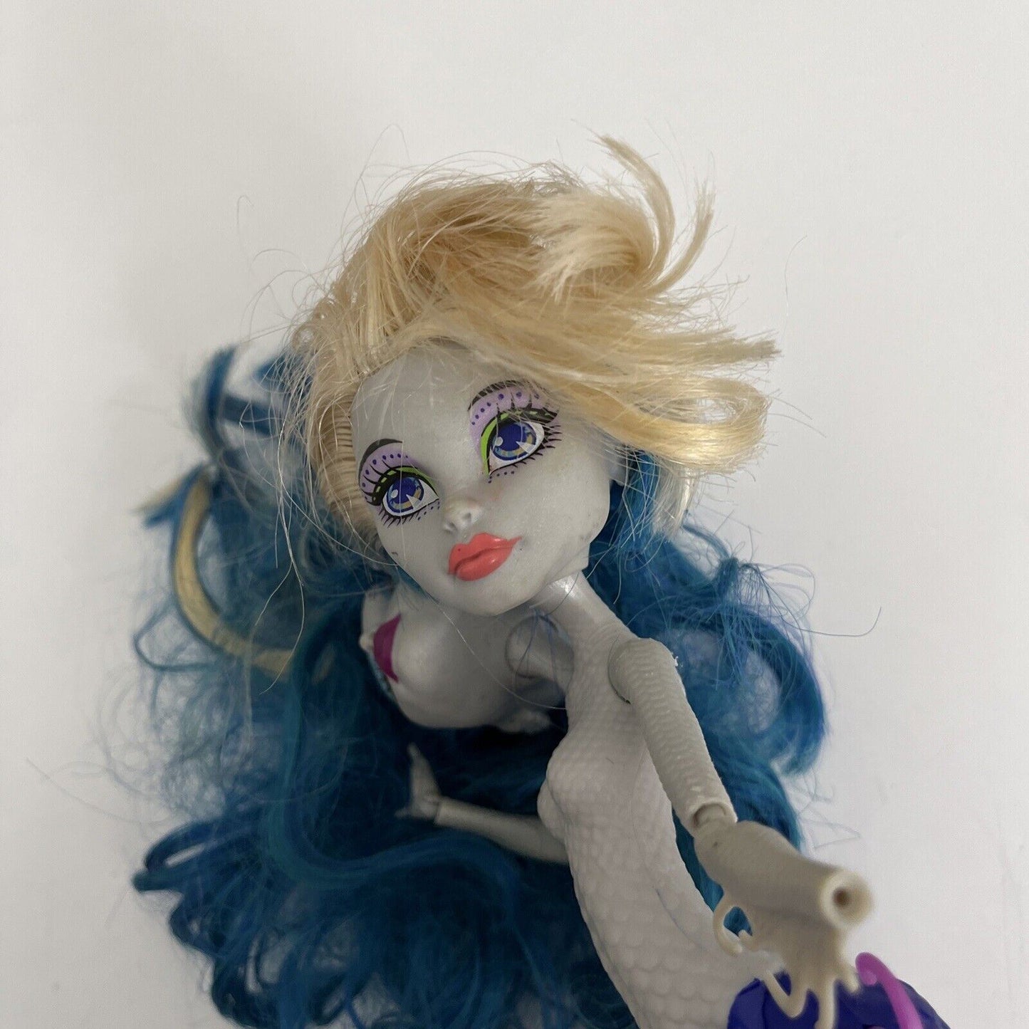 Monster High Scarrier Reef Peri & Pearl Serpentine Mermaid Doll 2014 Mattel