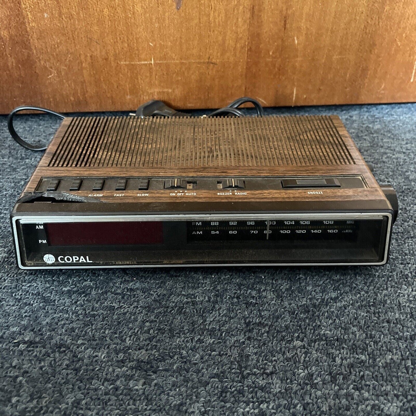 Copal Alarm Clock AM/FM Radio RD-181 *for parts or repair only*