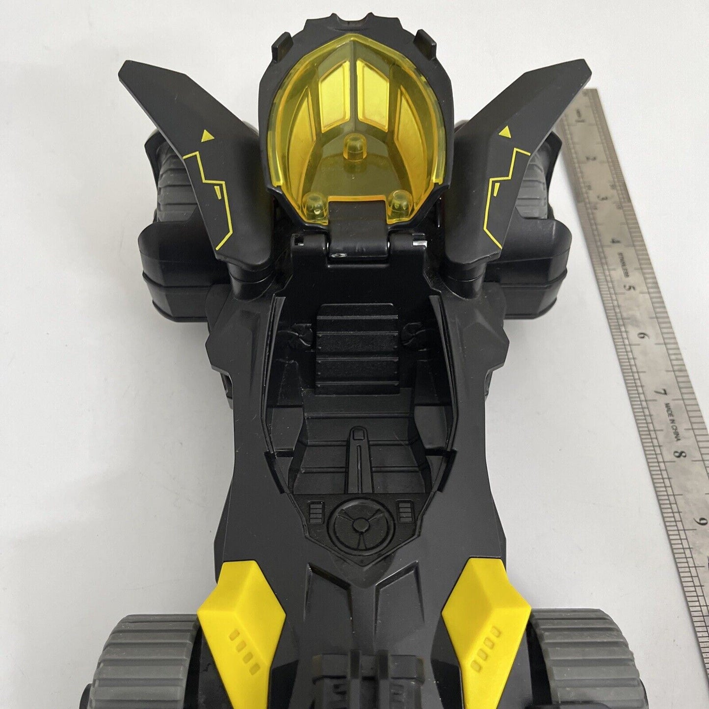Batmobile Batman Vehicle 2015 Mattel 9" Long