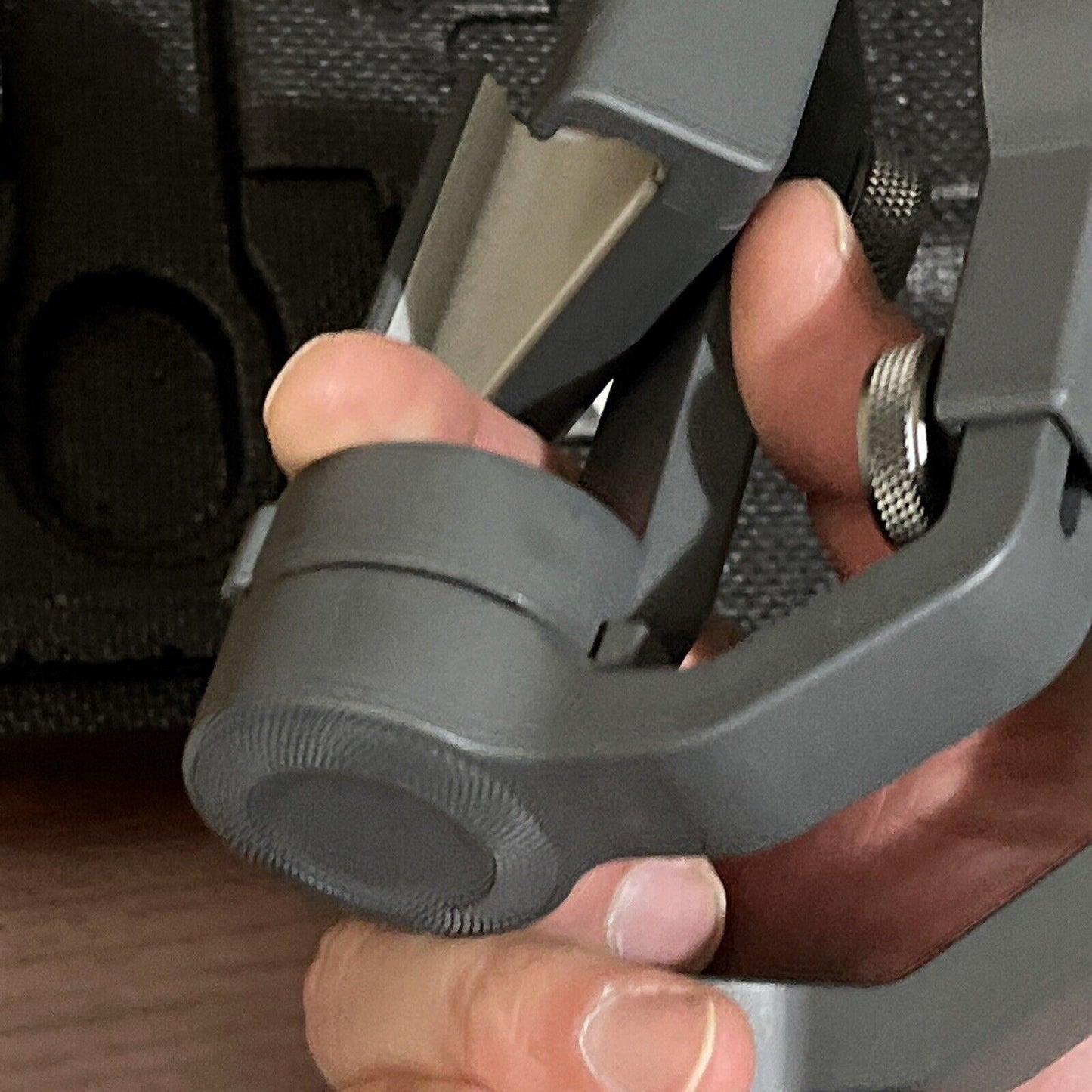 DJI Osmo Mobile 2 Smartphone Stabilizer Model OM170 3-axis Gimbal Stabilizer