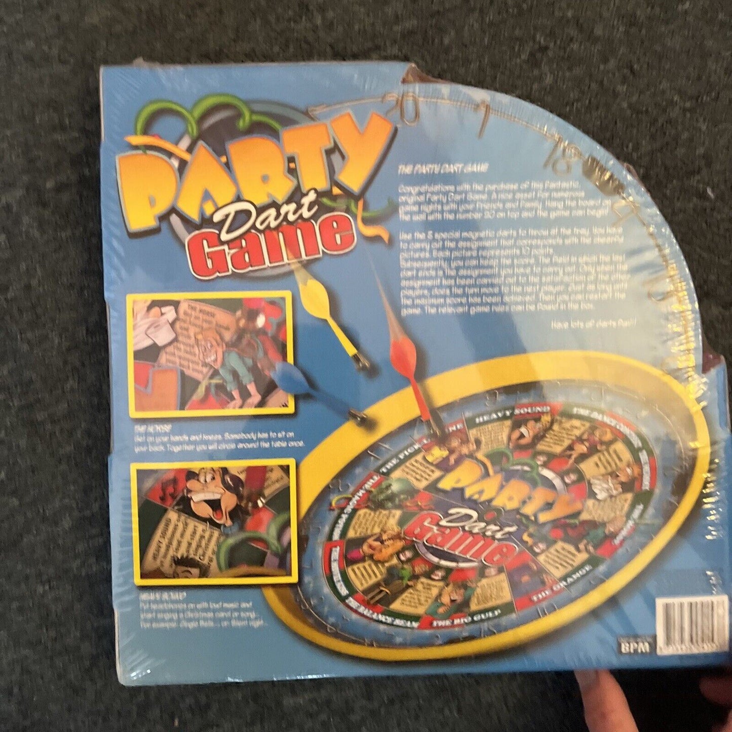 *New Sealed* Party Dart Game - Including Metal Tray & 3 Magnetic Darts