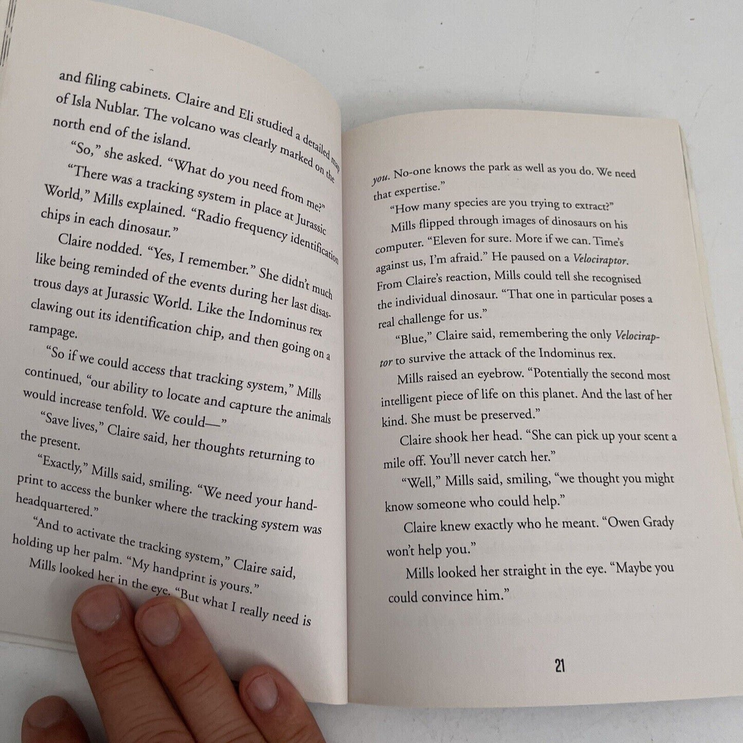 Jurassic World: Fallen Kingdom (Paperback, 2018)