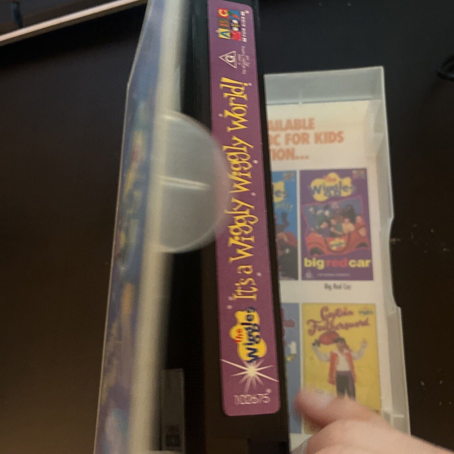 The Wiggles - It's A Wiggly Wiggly World (VHS, 2000) Cassette ABC PAL