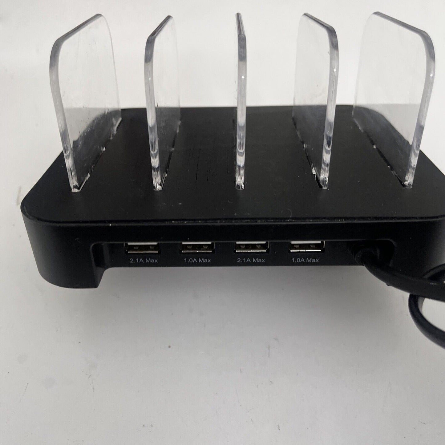 Target 4-Port Charging Station FAC-602A