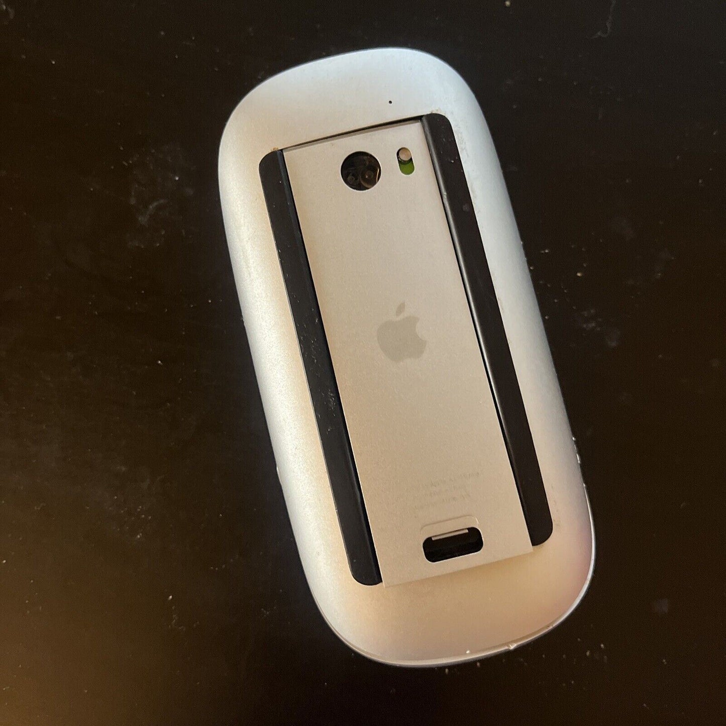 Apple Magic Mouse 1 Model Wireless A1296 *for parts or repair*