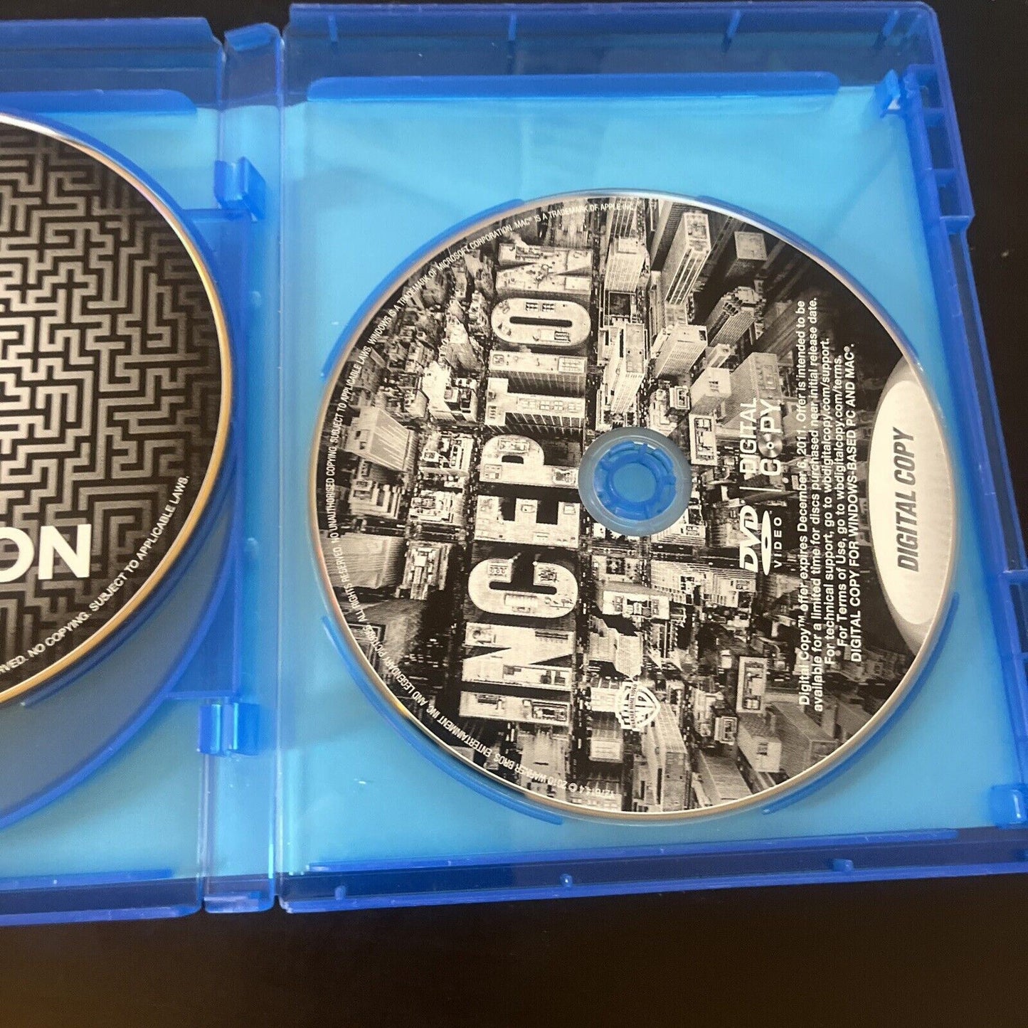 Inception (Blu-ray, 2010, 4-Disc) Leonardo DiCaprio, Region B
