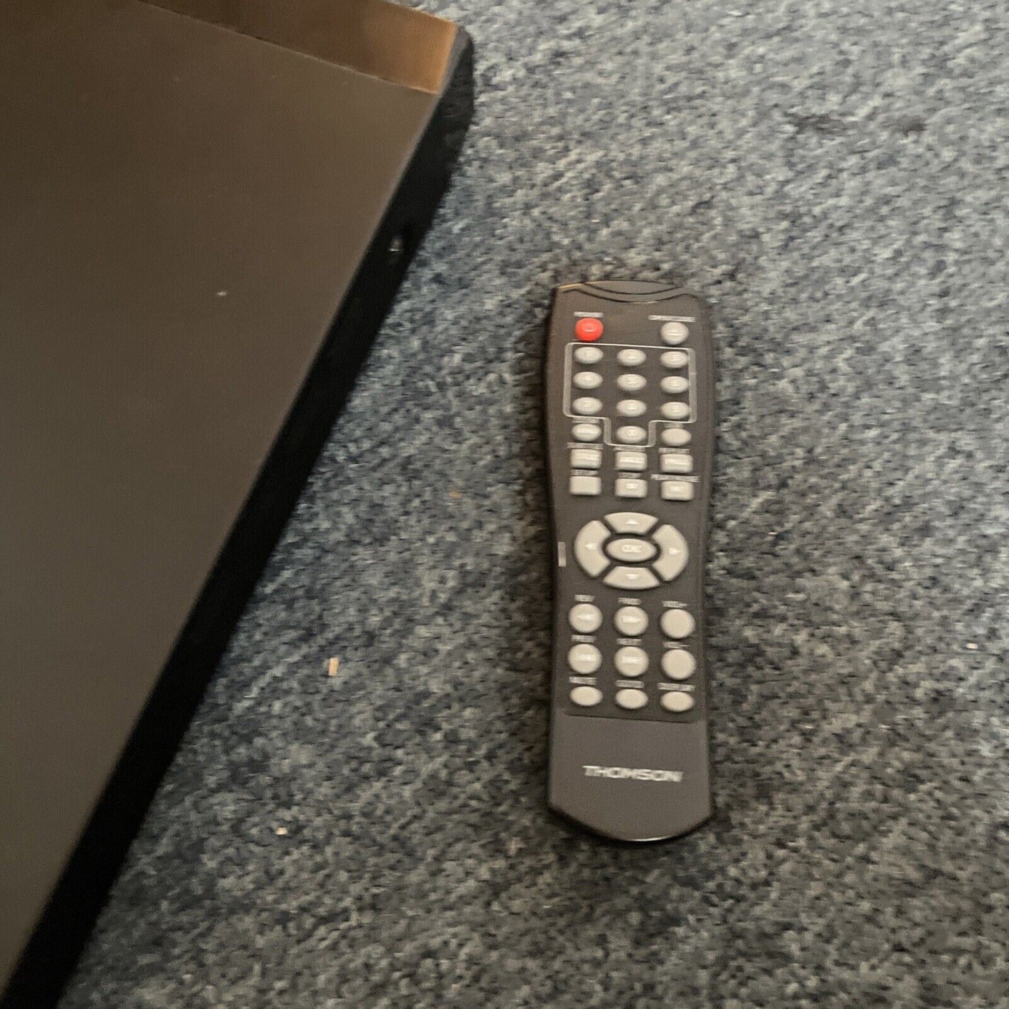 Thomson CD/DVD Player DV2137A with Remote Region 4