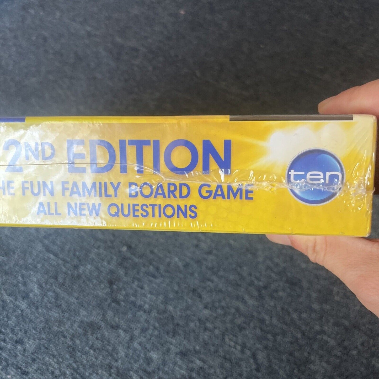 *New Sealed* Family Feud (2nd Australian Edition) Board Game 2015 Family Fun