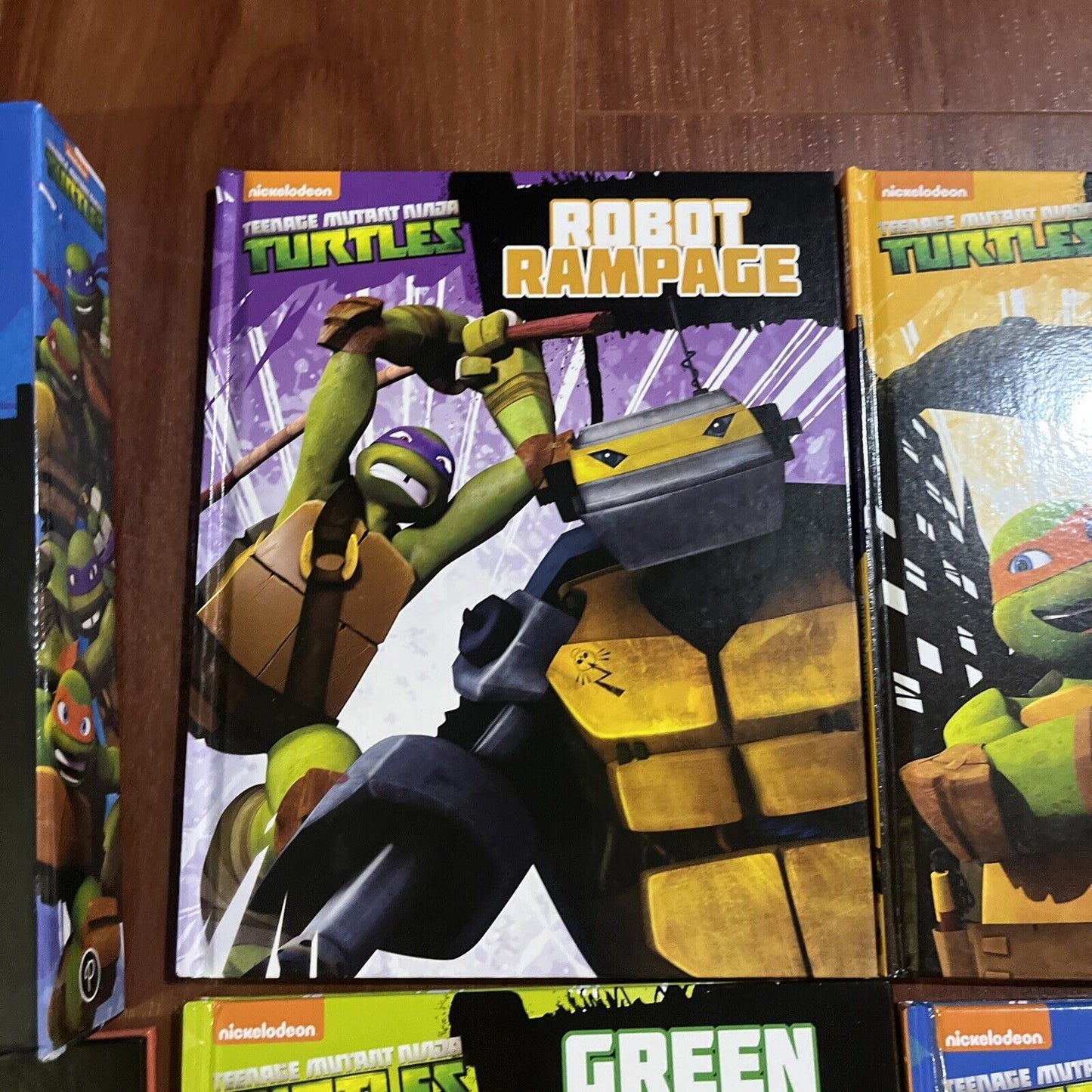 Teenage Mutant Ninja Turtles Mutant Stories 5 Books in Slip Case Nickelodeon