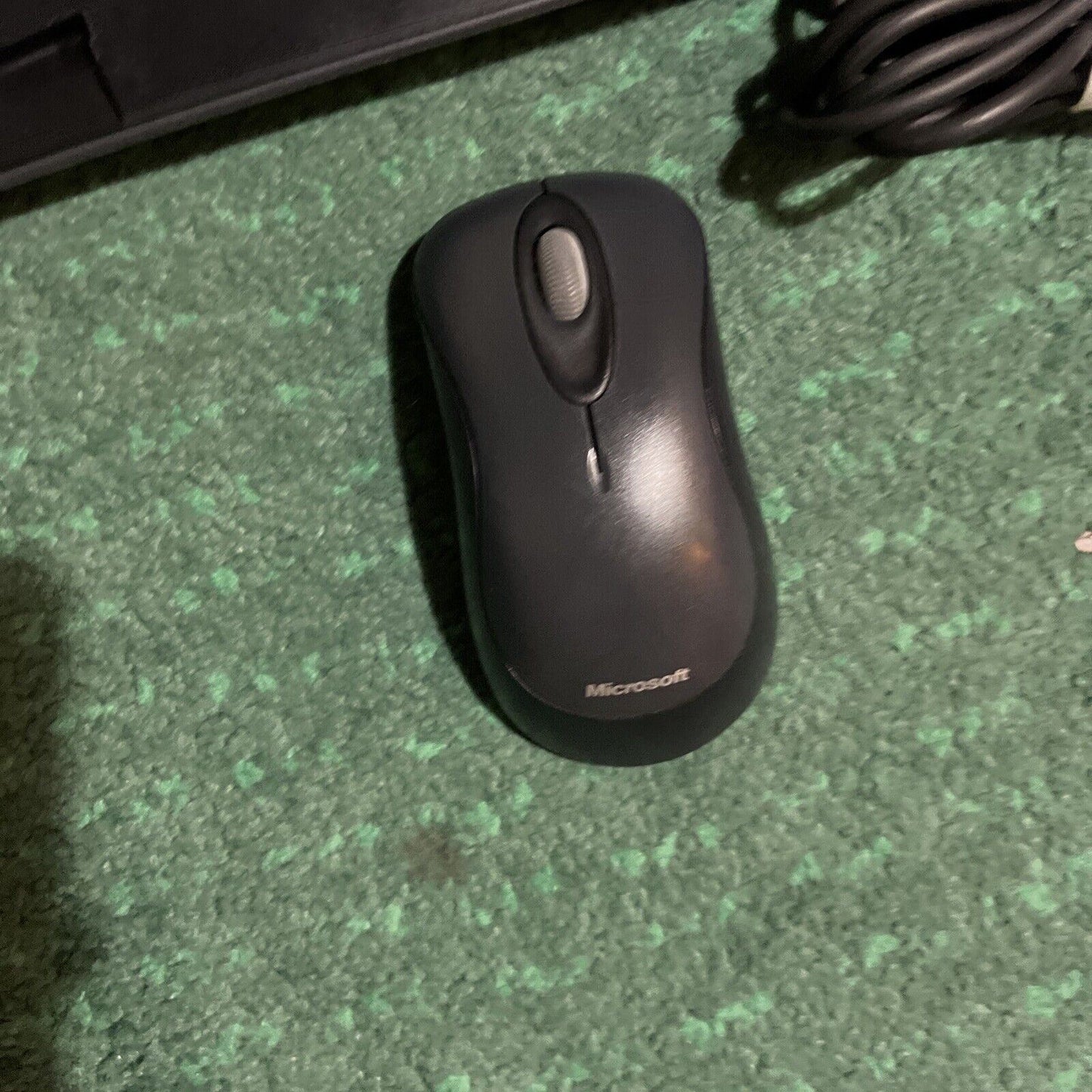 Microsoft Wireless Multimedia Keyboard 1.1 and Mouse Model 1025