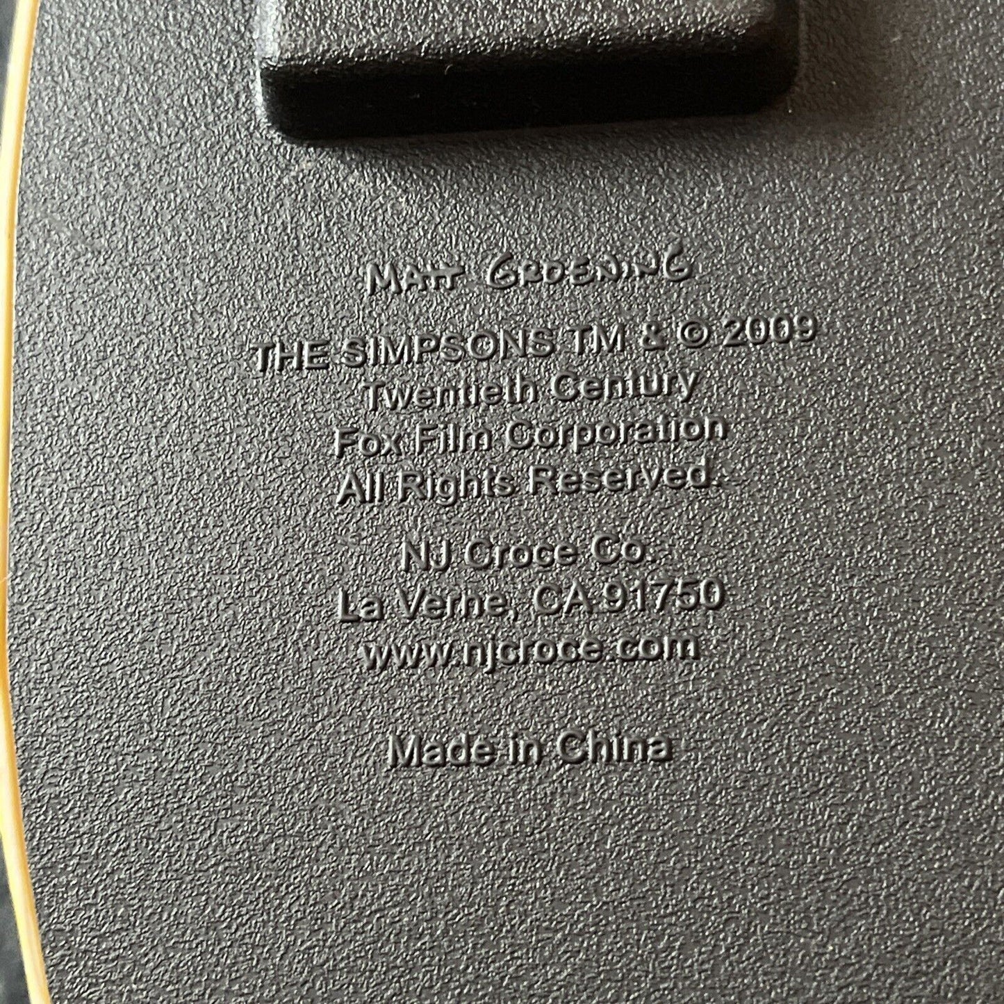 Homer Simpson Wall Clock with Moving Arms Donut Duff Beer 2009