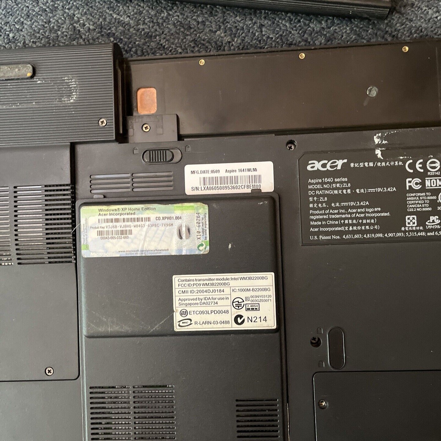 Acer 1640 Series ZL8 Laptop 2gb RAM 15" 60gb HDD *for parts or repair*