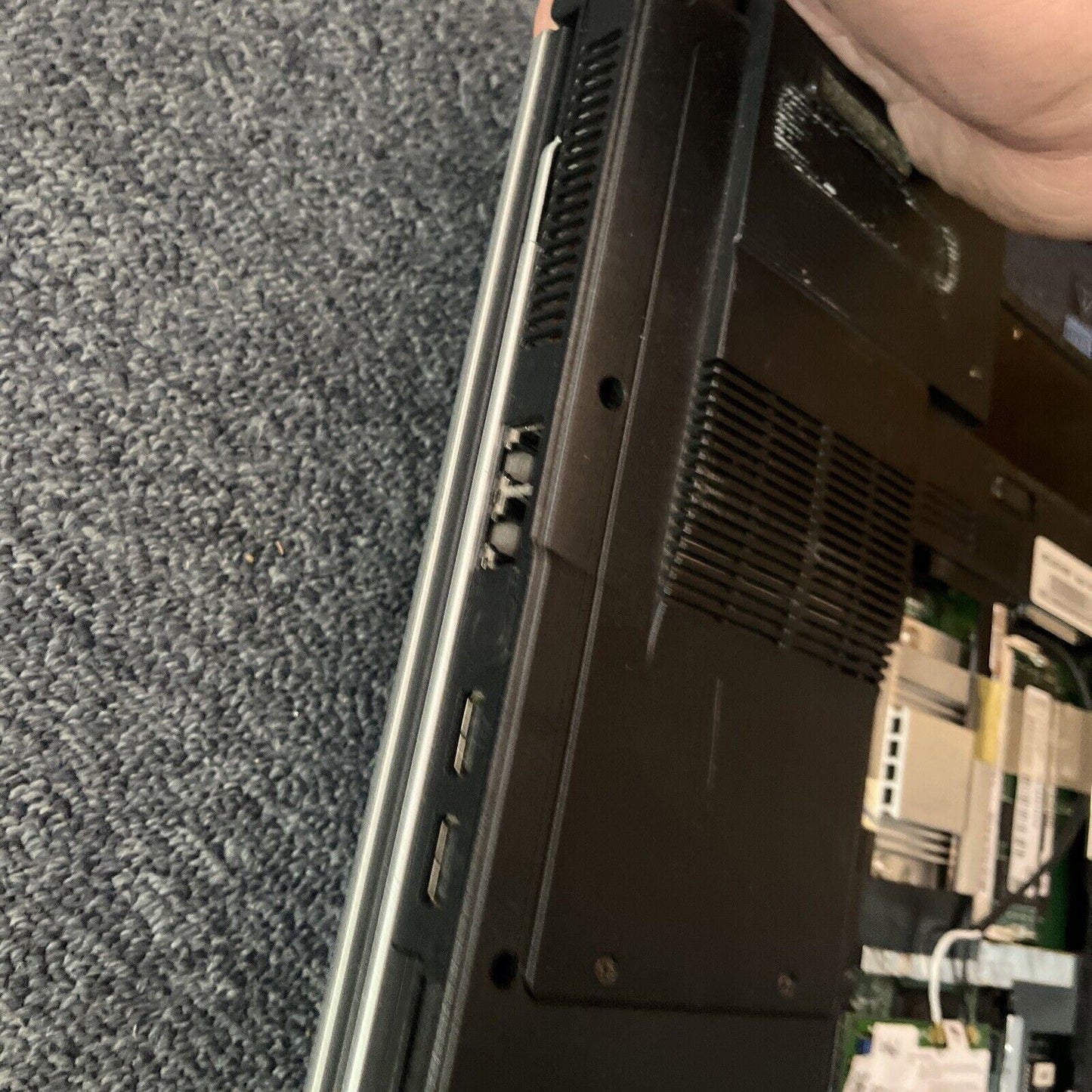 Acer 1640 Series ZL8 Laptop 2gb RAM 15" 60gb HDD *for parts or repair*