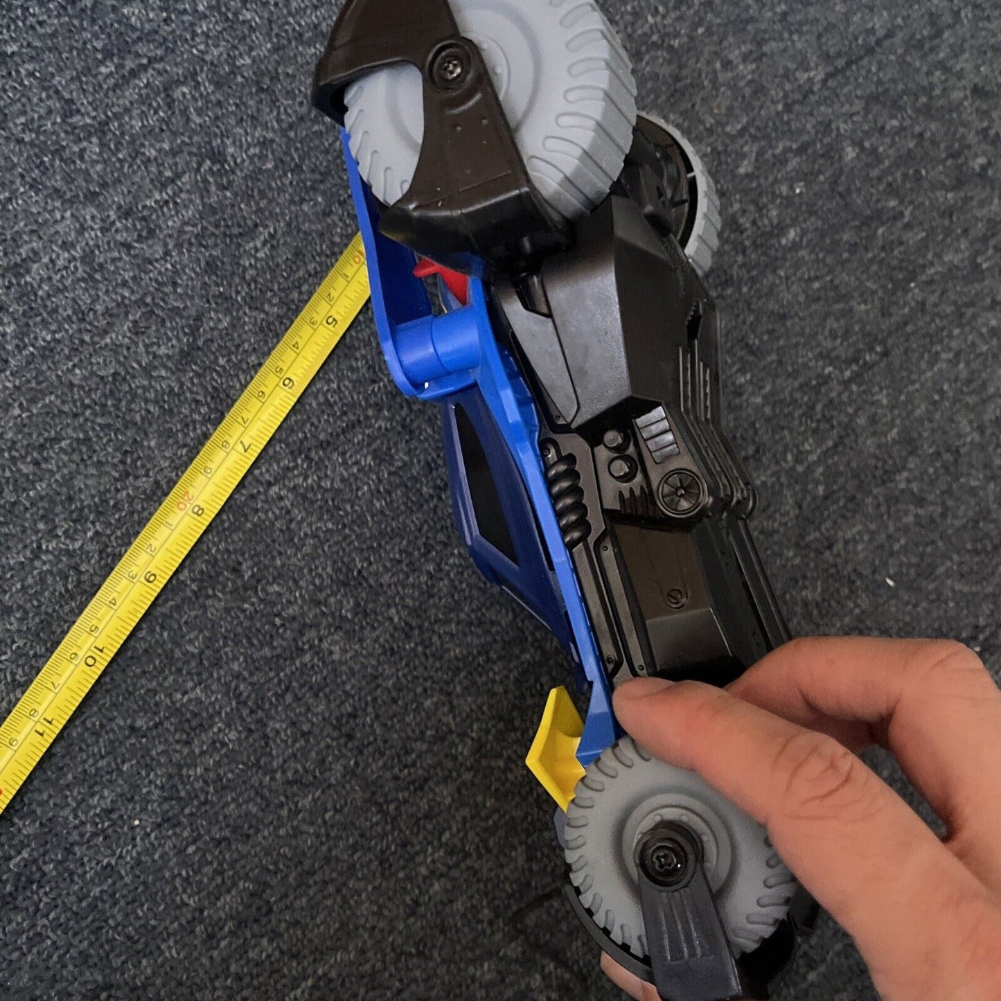 3x Batman Vehicles: Batbot 2013 16", H1387 2015 Batmobile Mattel