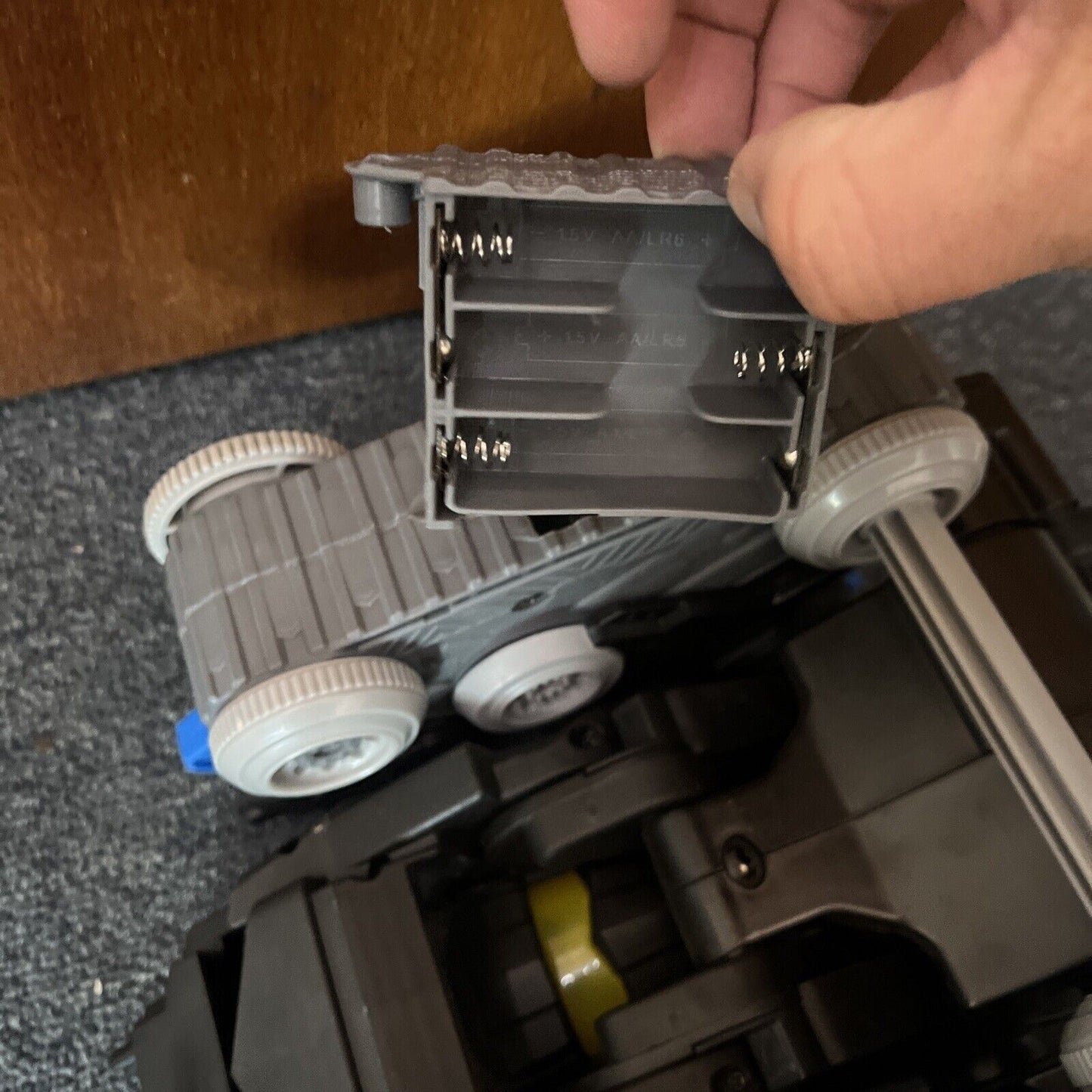 3x Batman Vehicles: Batbot 2013 16", H1387 2015 Batmobile Mattel