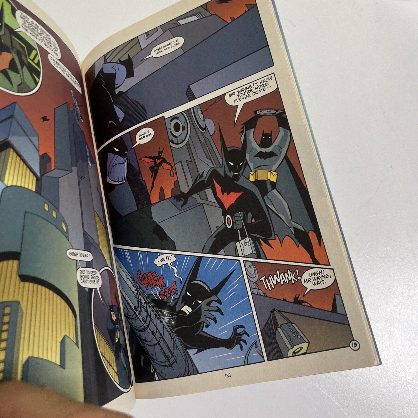 Batman: Under The Cowl (Paperback, 2010)