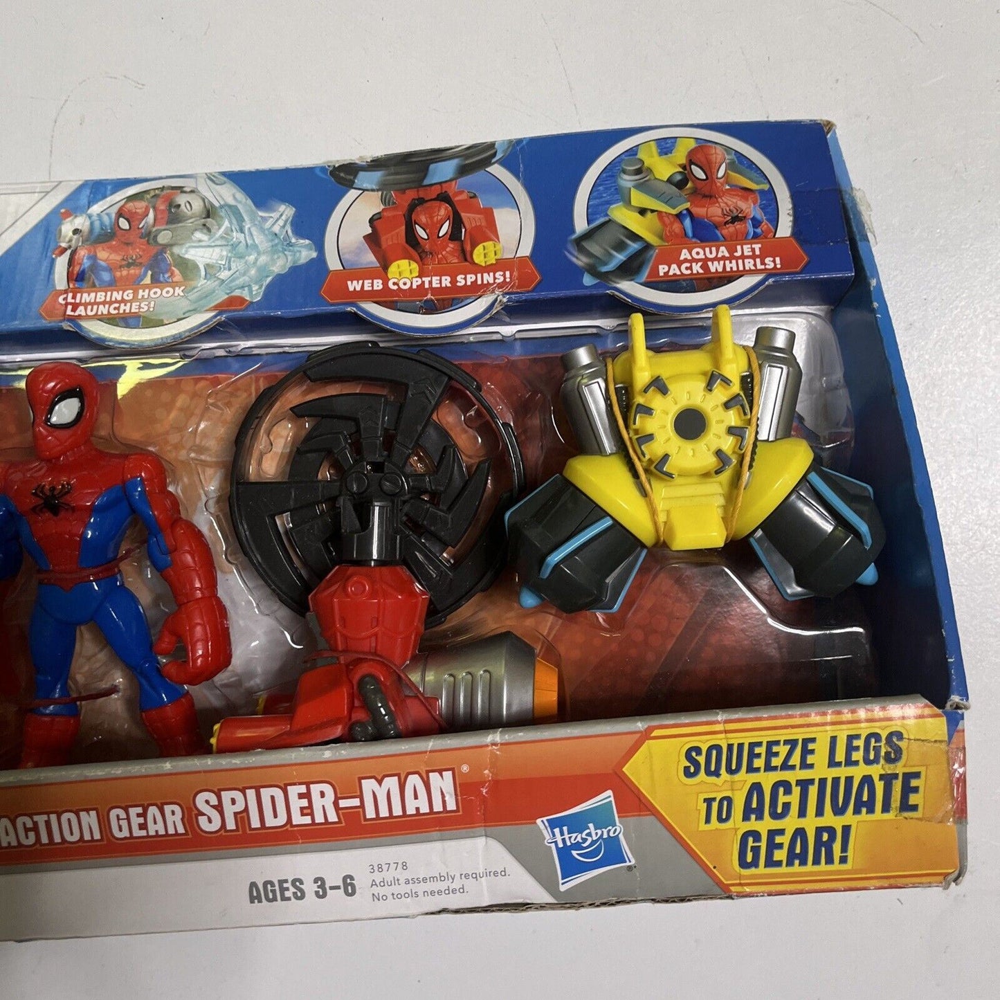 Marvel Spider-Man Adventures Action Gear Spider-Man 2011