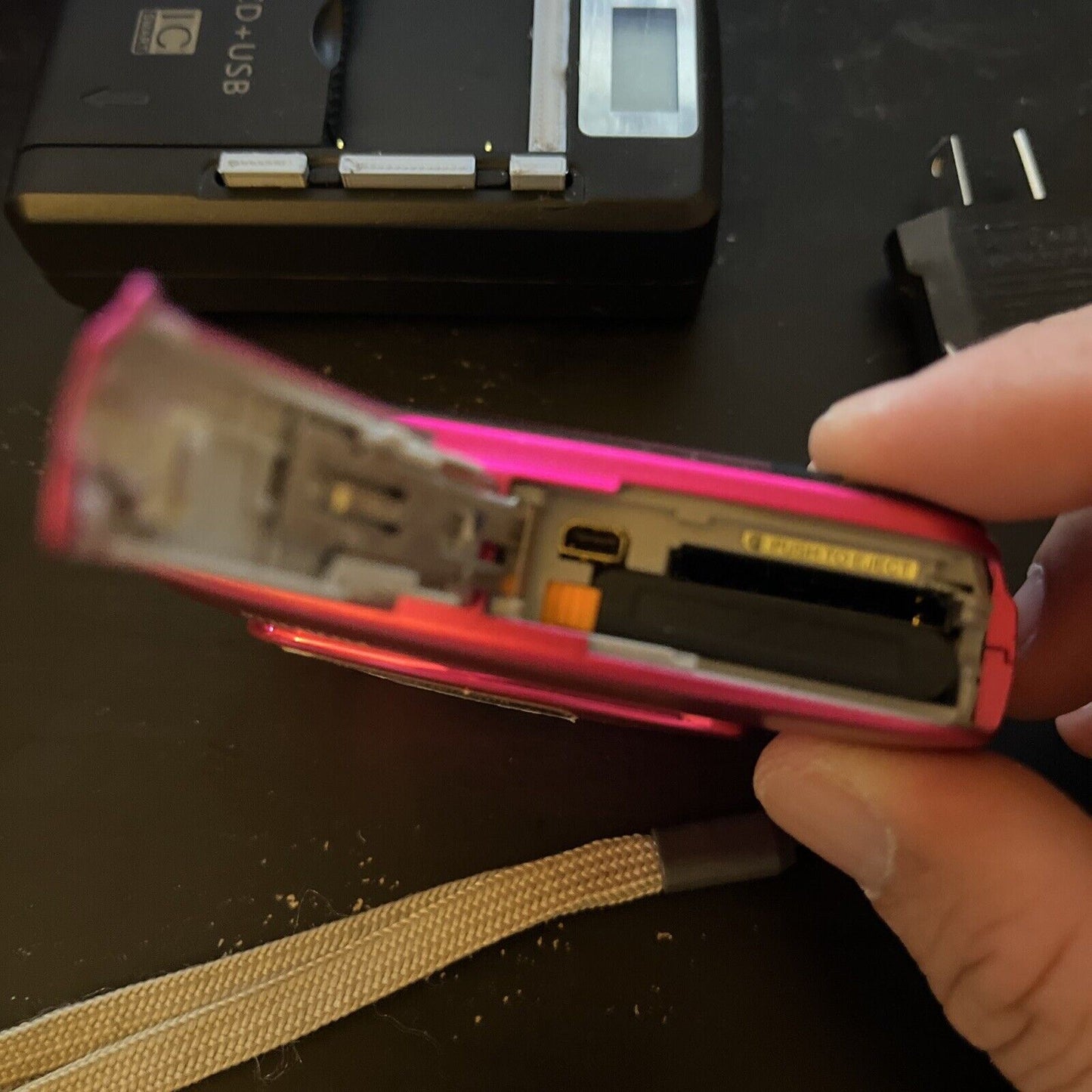 Fujifilm Finepix Z30 Digital Camera 10MP Pink
