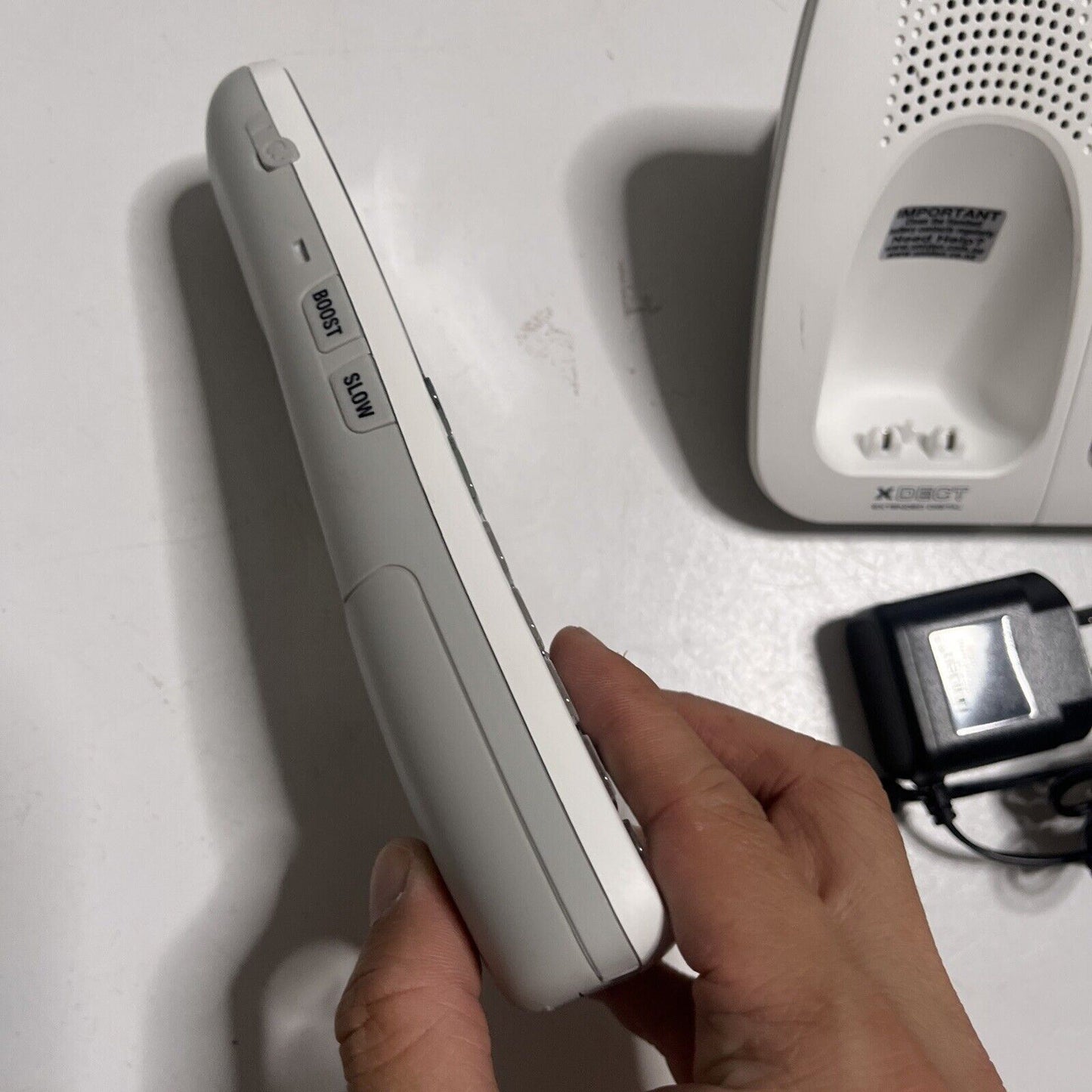Uniden SSE45W Cordless Telephone Answering Machine Loud & Clear NBN Compatible