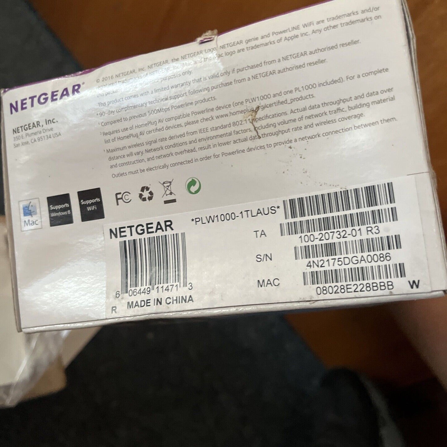 Netgear PLW1000 Gigabite Powerline Ethernet Adapter + AC WiFi Extender - White