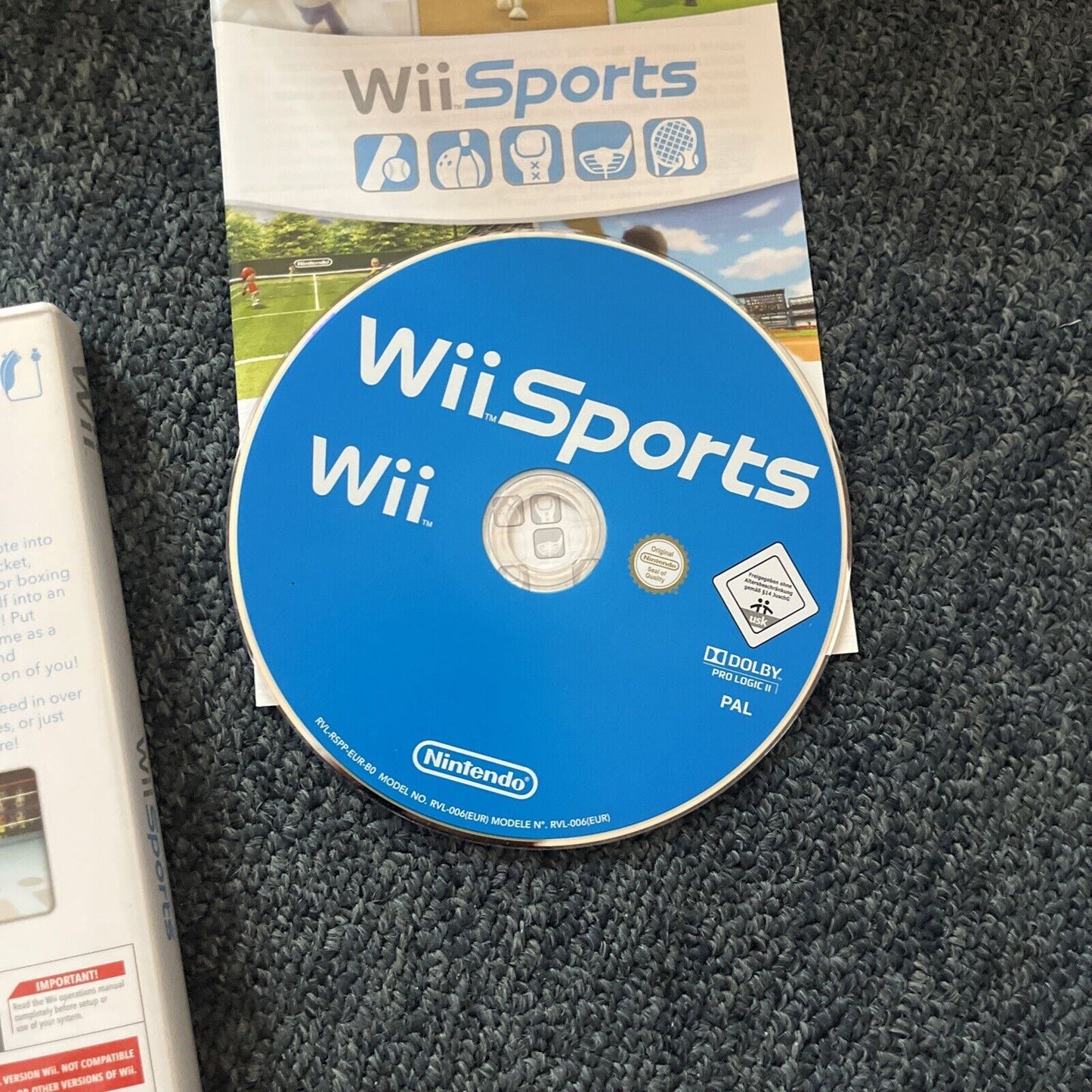 Wii Sports Nintendo Wii with Sports Pack Accessories Tennis Golf Bat PAL