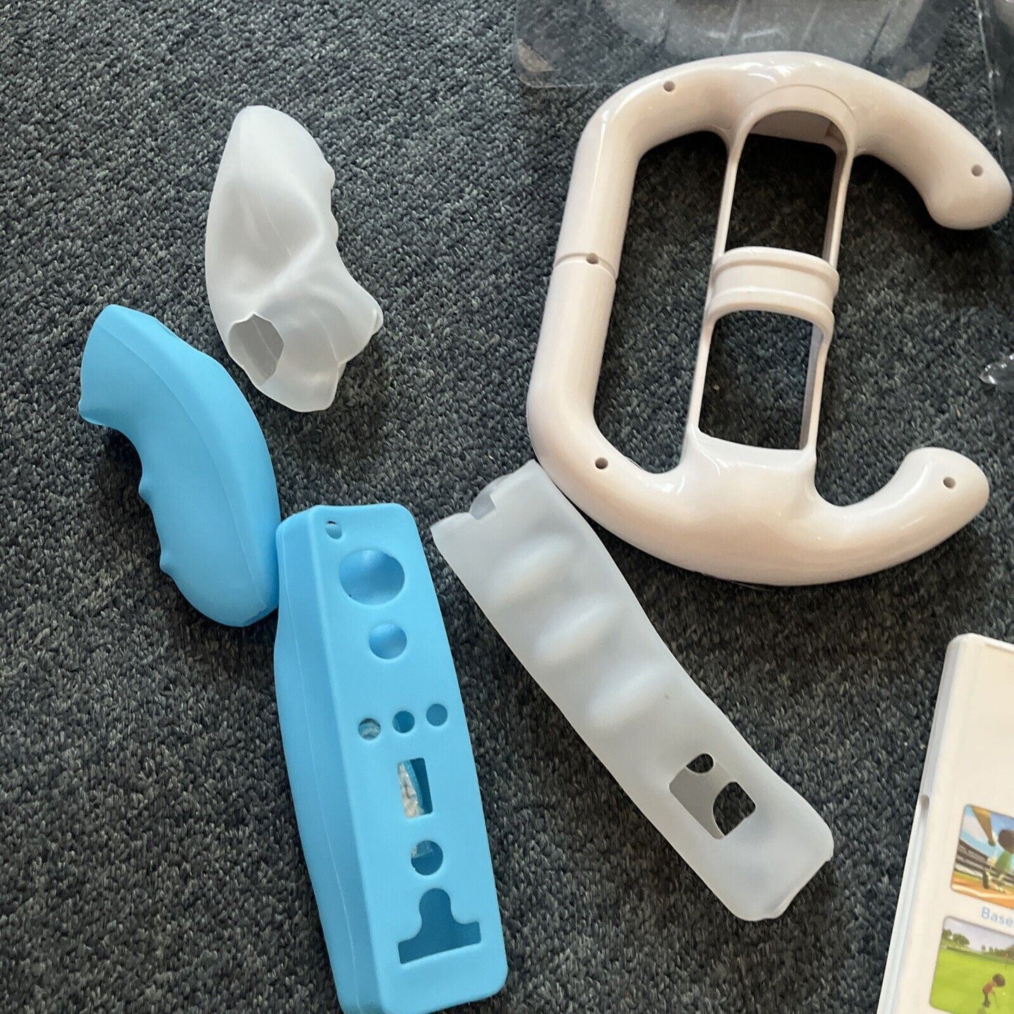 Wii Sports Nintendo Wii with Sports Pack Accessories Tennis Golf Bat PAL