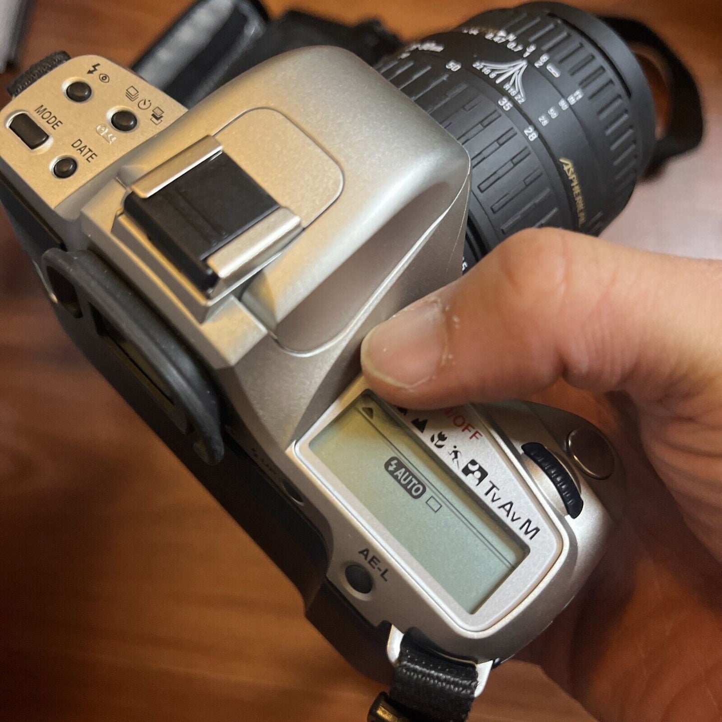 Pentax MZ-60 SLR 35mm Film Camera with Sigma Zoom 28-90mm Macro Lens with Case