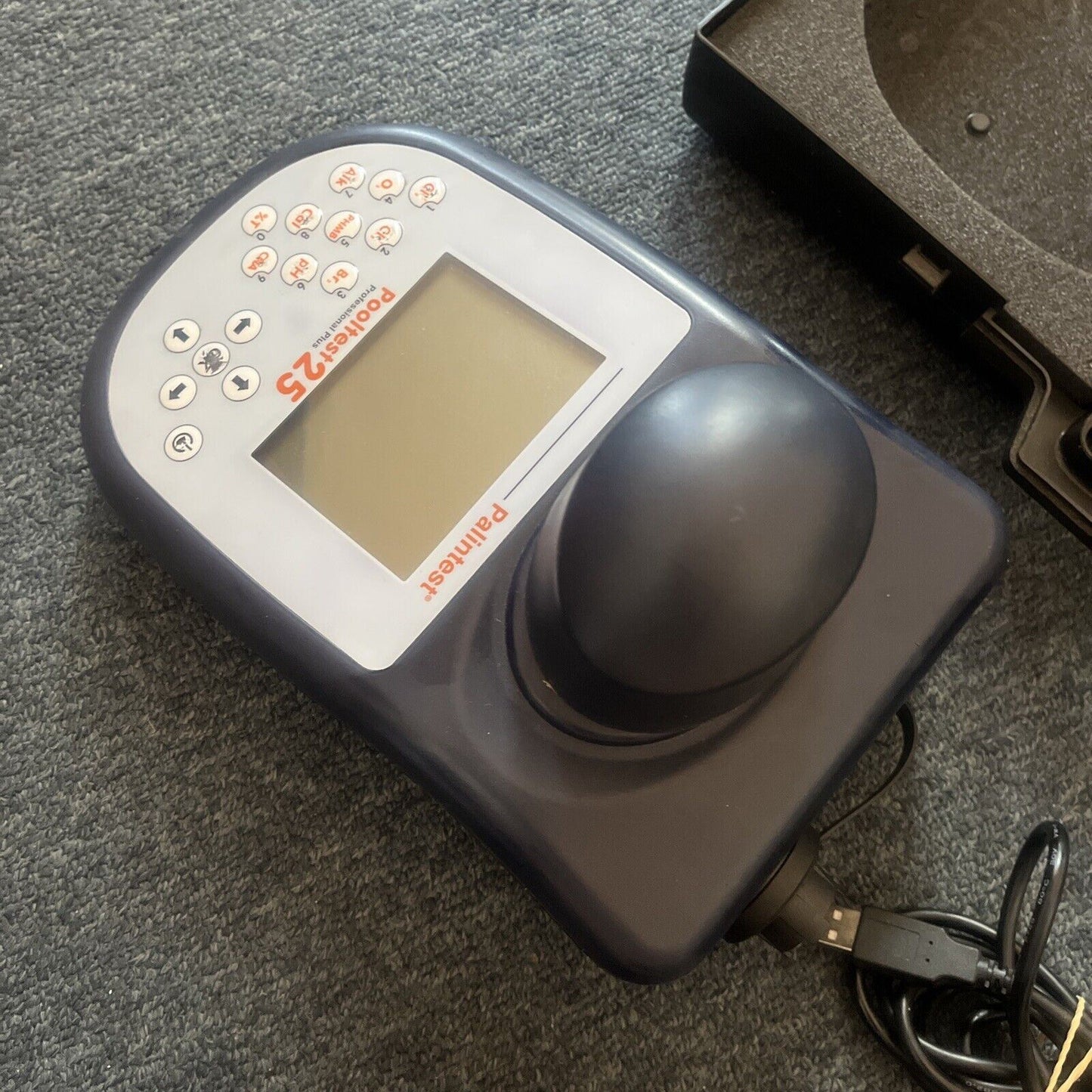 Palintest Pooltest 25 Professional Plus Photometer *Reagents not included*