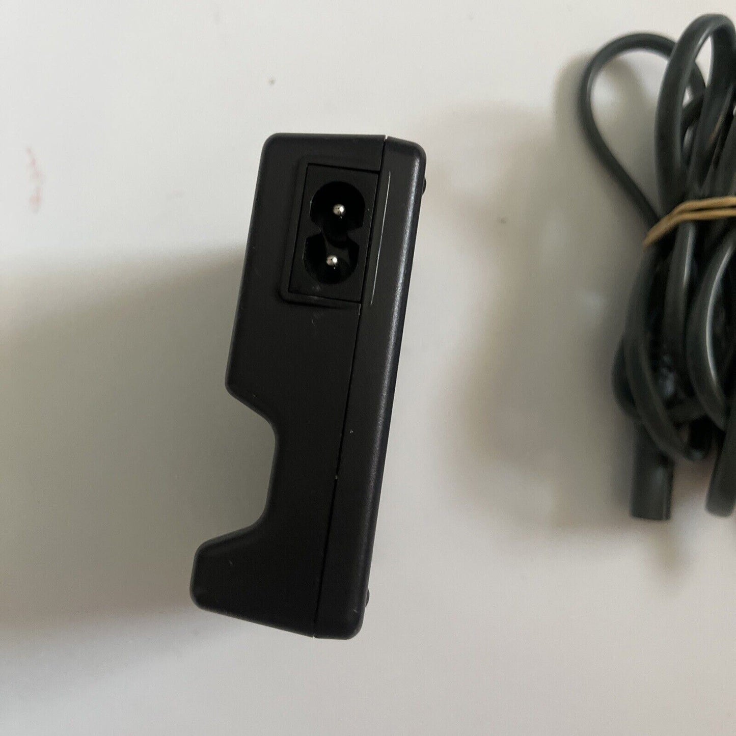 Genuine Fujifilm BC-140 Battery Charger for Fujifilm NP140 BC-140 FinePix S100FS