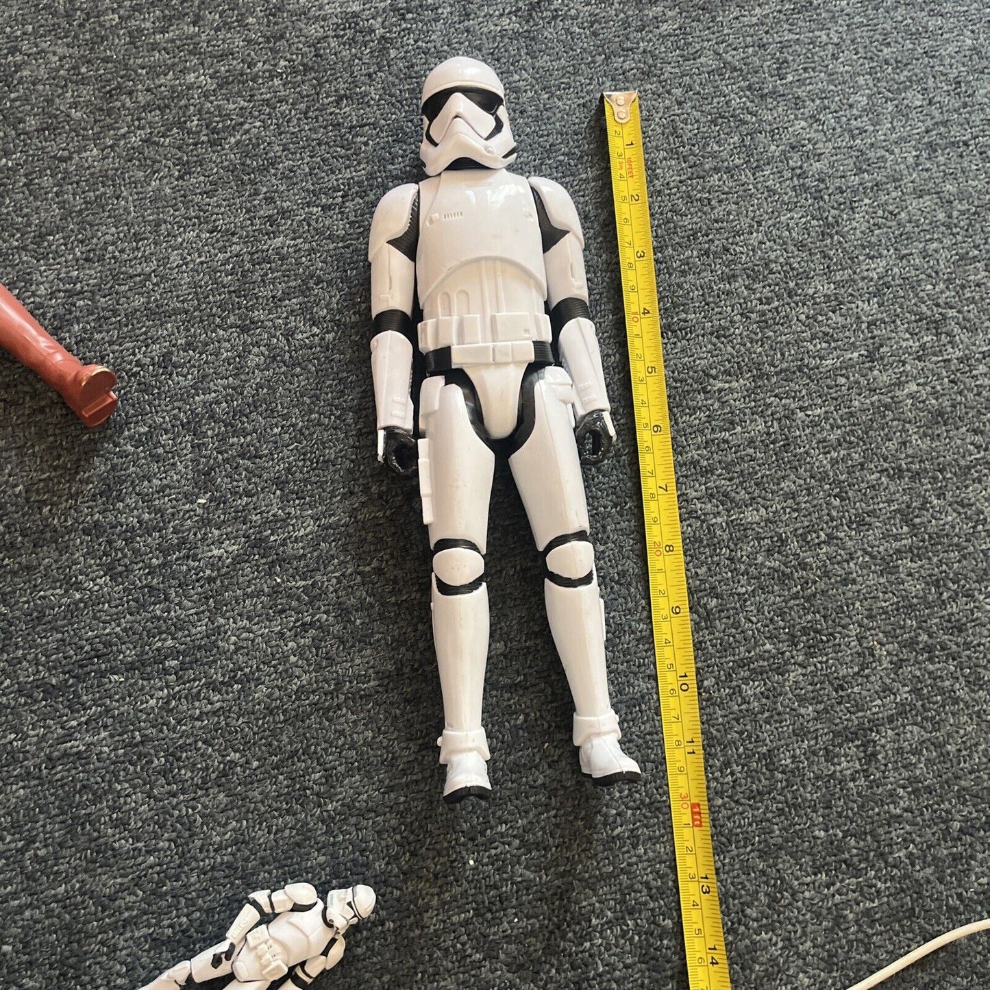 4x Star Wars Figures: 17" Darth Vader, Obi-Wan Kenobi 11", Stormtrooper 11" & 4"
